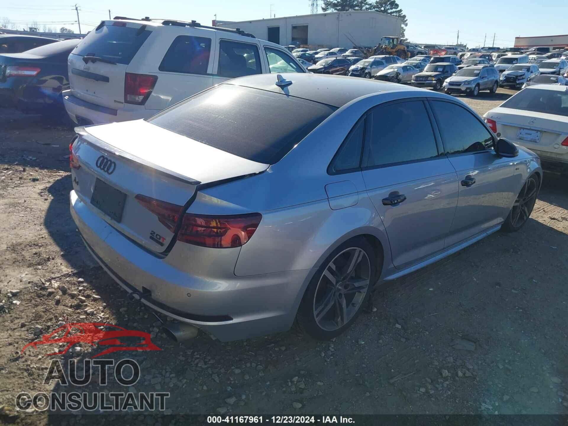 AUDI A4 2018 - WAUENAF43JA165332