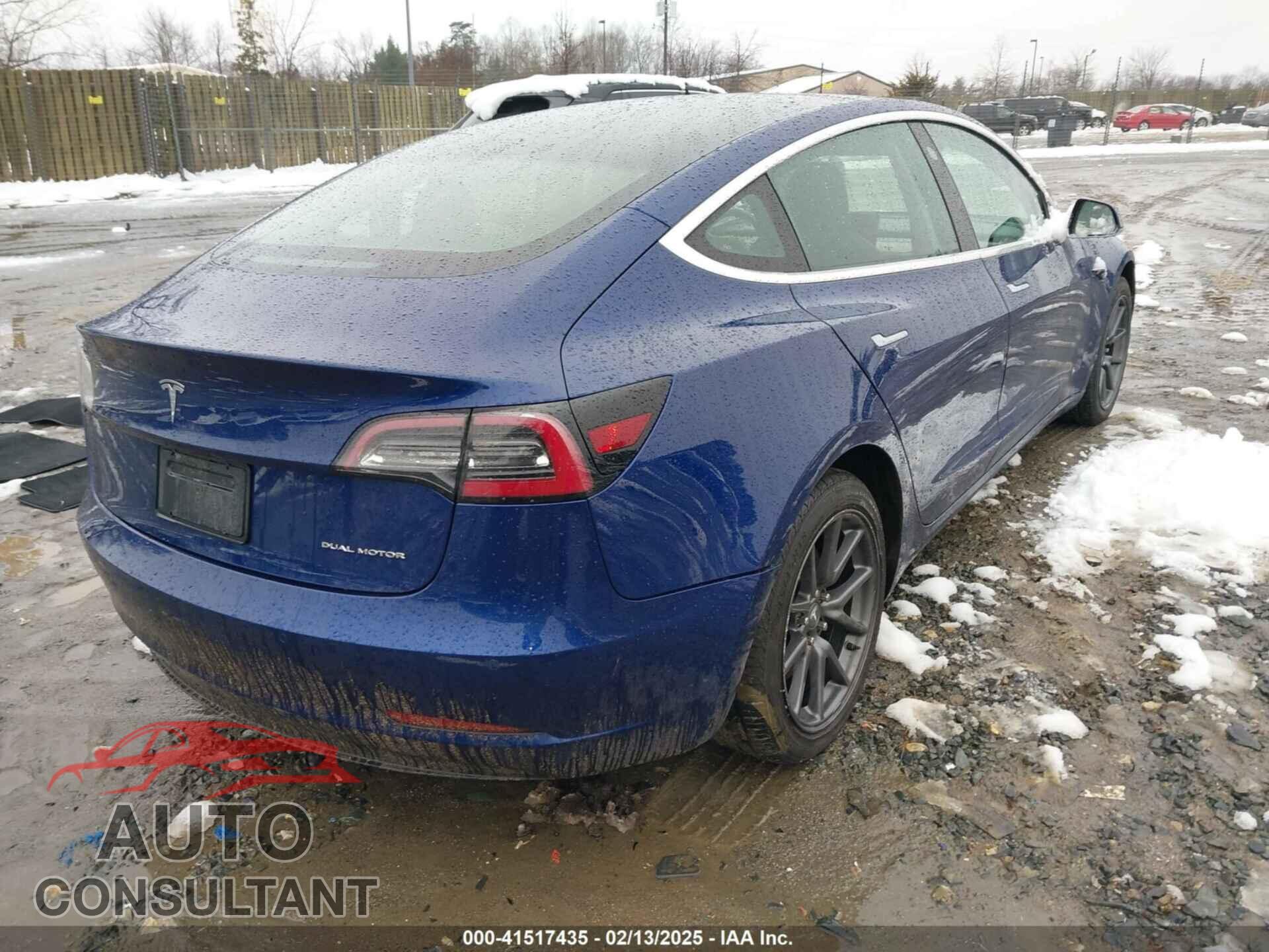TESLA MODEL 3 2019 - 5YJ3E1EB5KF199548
