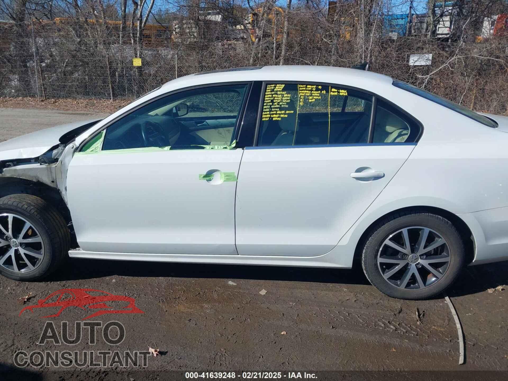 VOLKSWAGEN JETTA 2017 - 3VWDB7AJ4HM292463