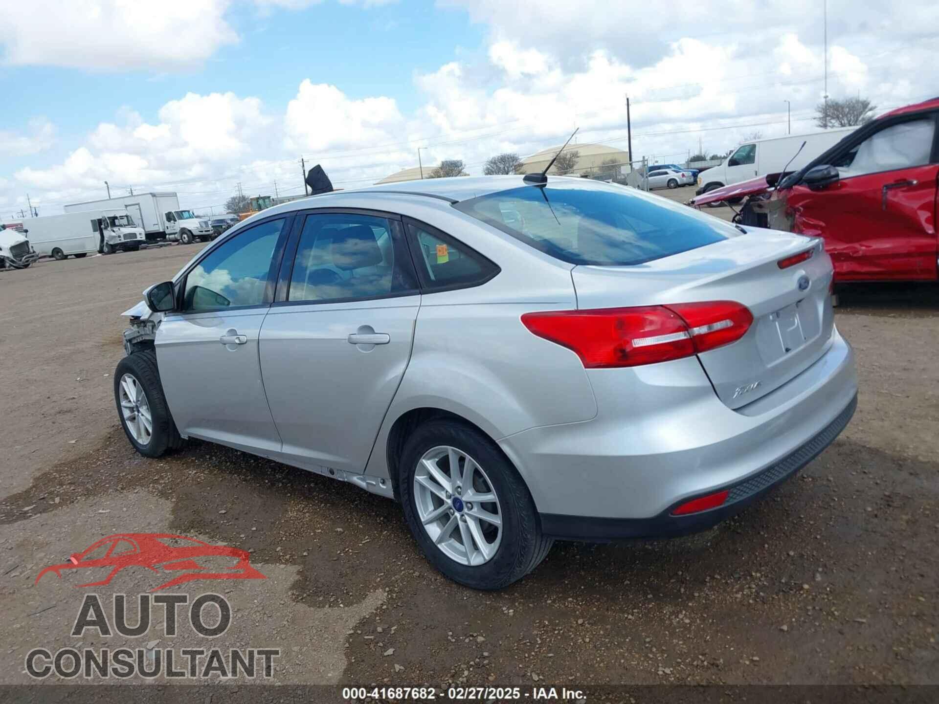 FORD FOCUS 2018 - 1FADP3F2XJL246535