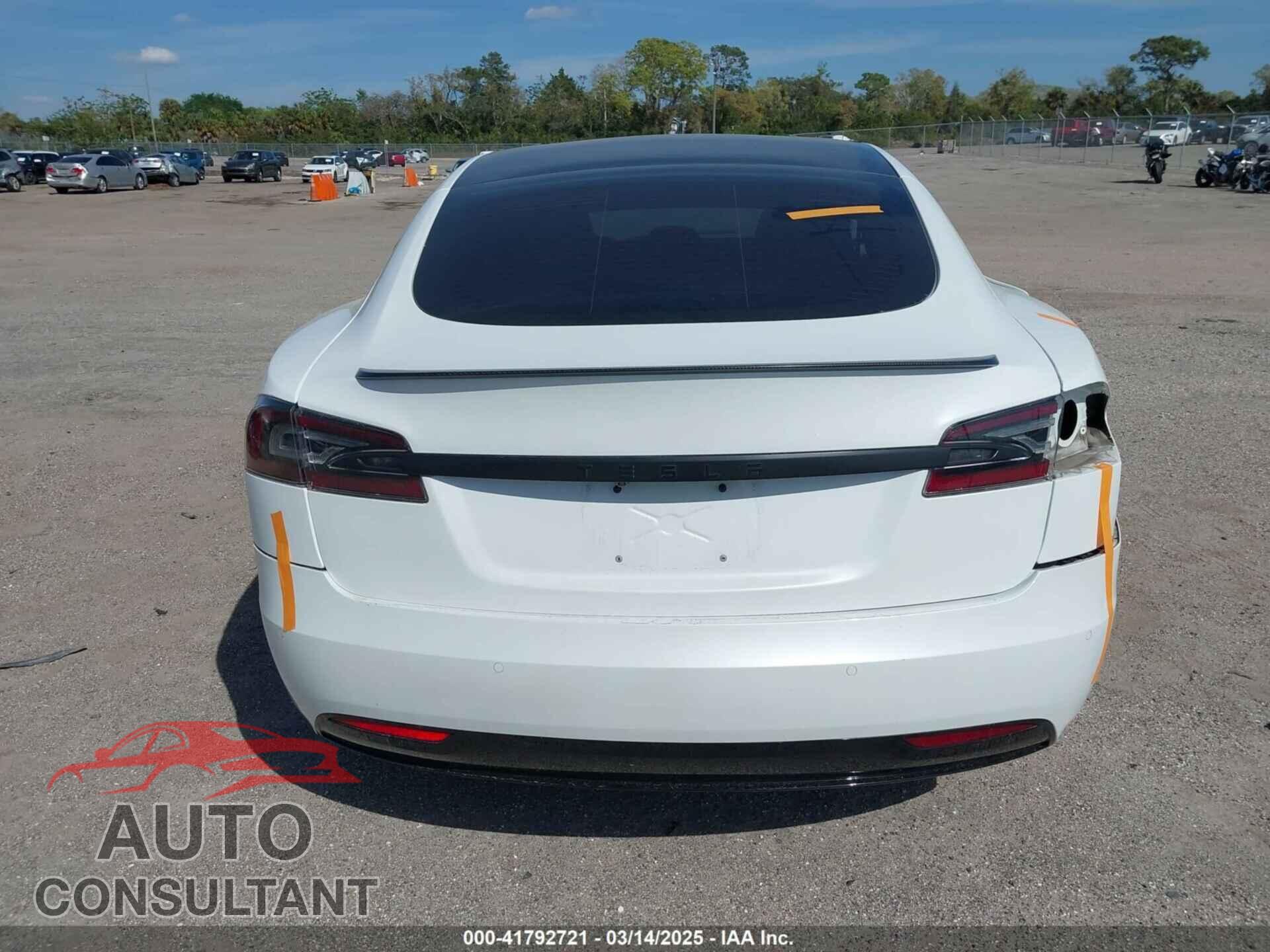 TESLA MODEL S 2018 - 5YJSA1E45JF274756