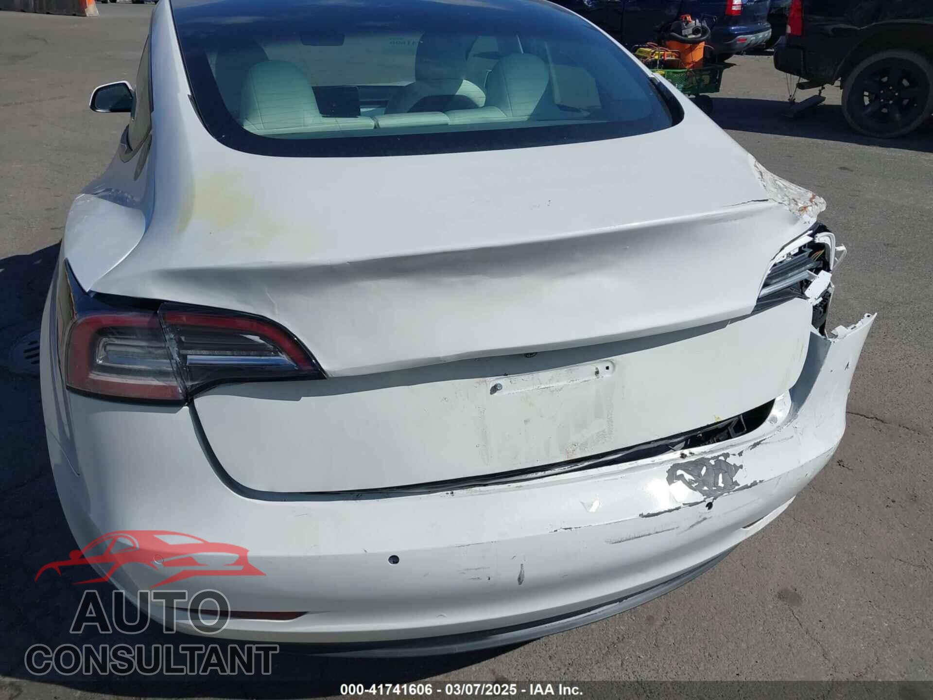 TESLA MODEL 3 2022 - 5YJ3E1EA4NF169940