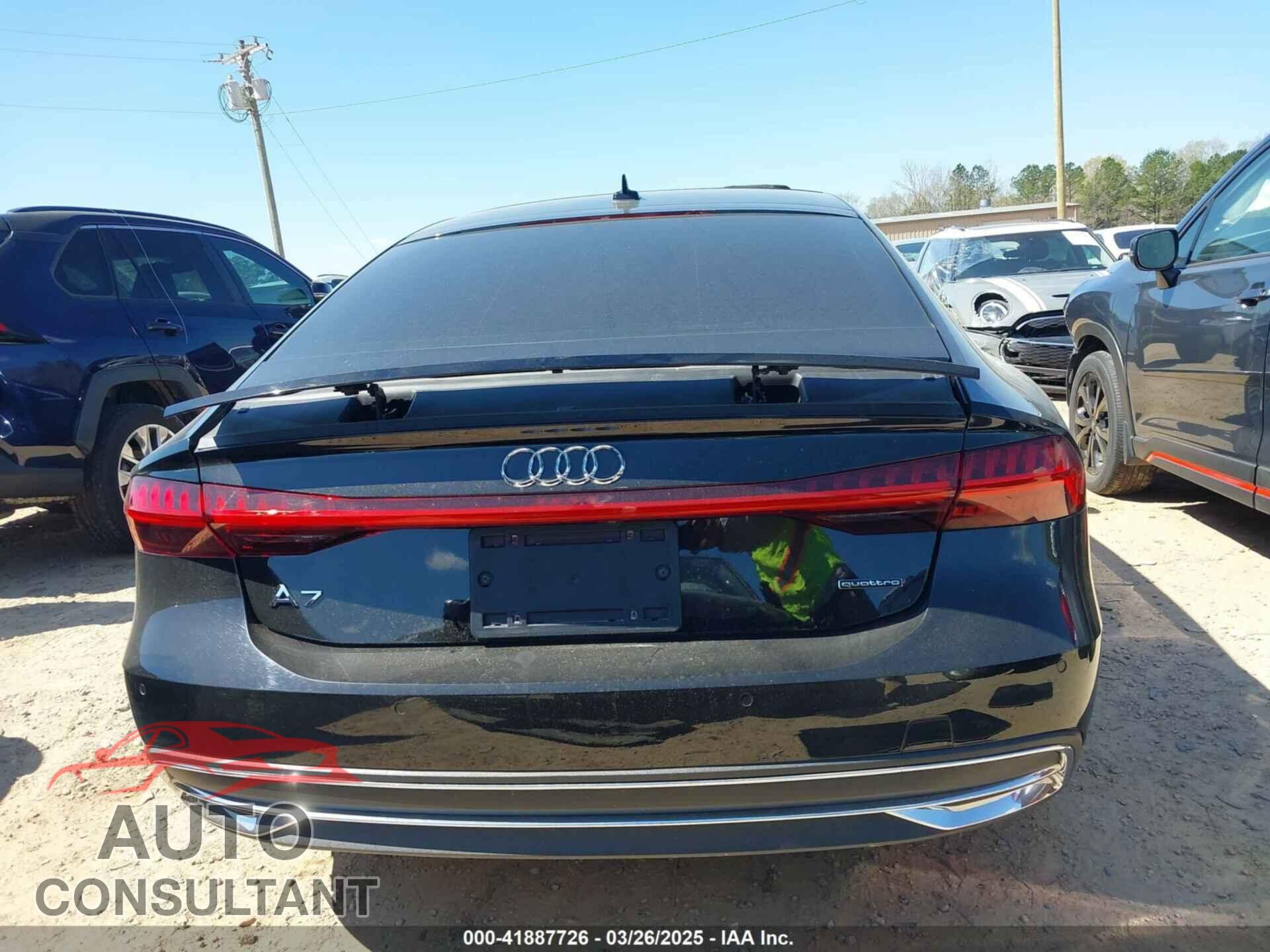 AUDI A7 2019 - WAUR2AF21KN083036