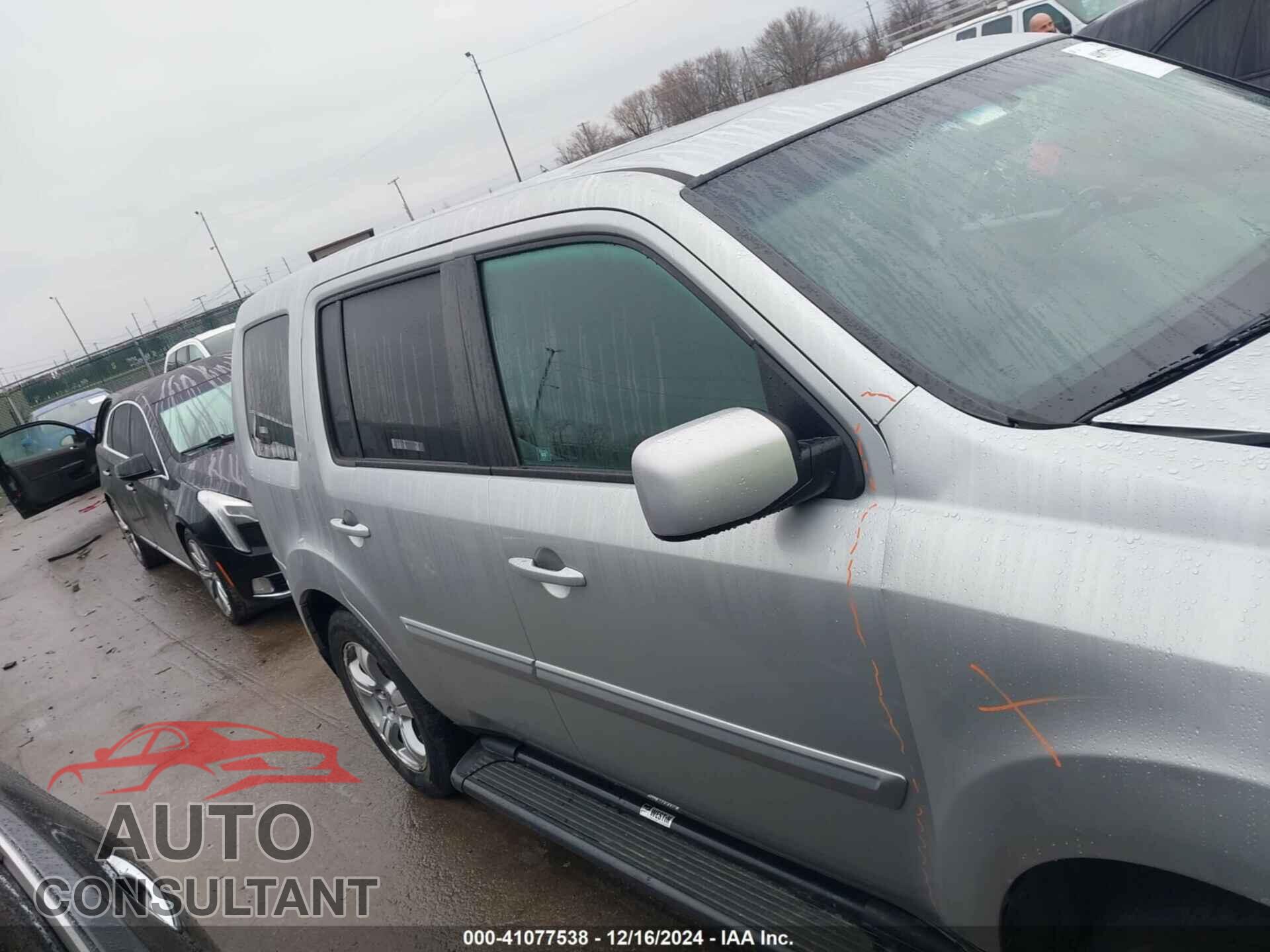 HONDA PILOT 2012 - 5FNYF4H55CB009372