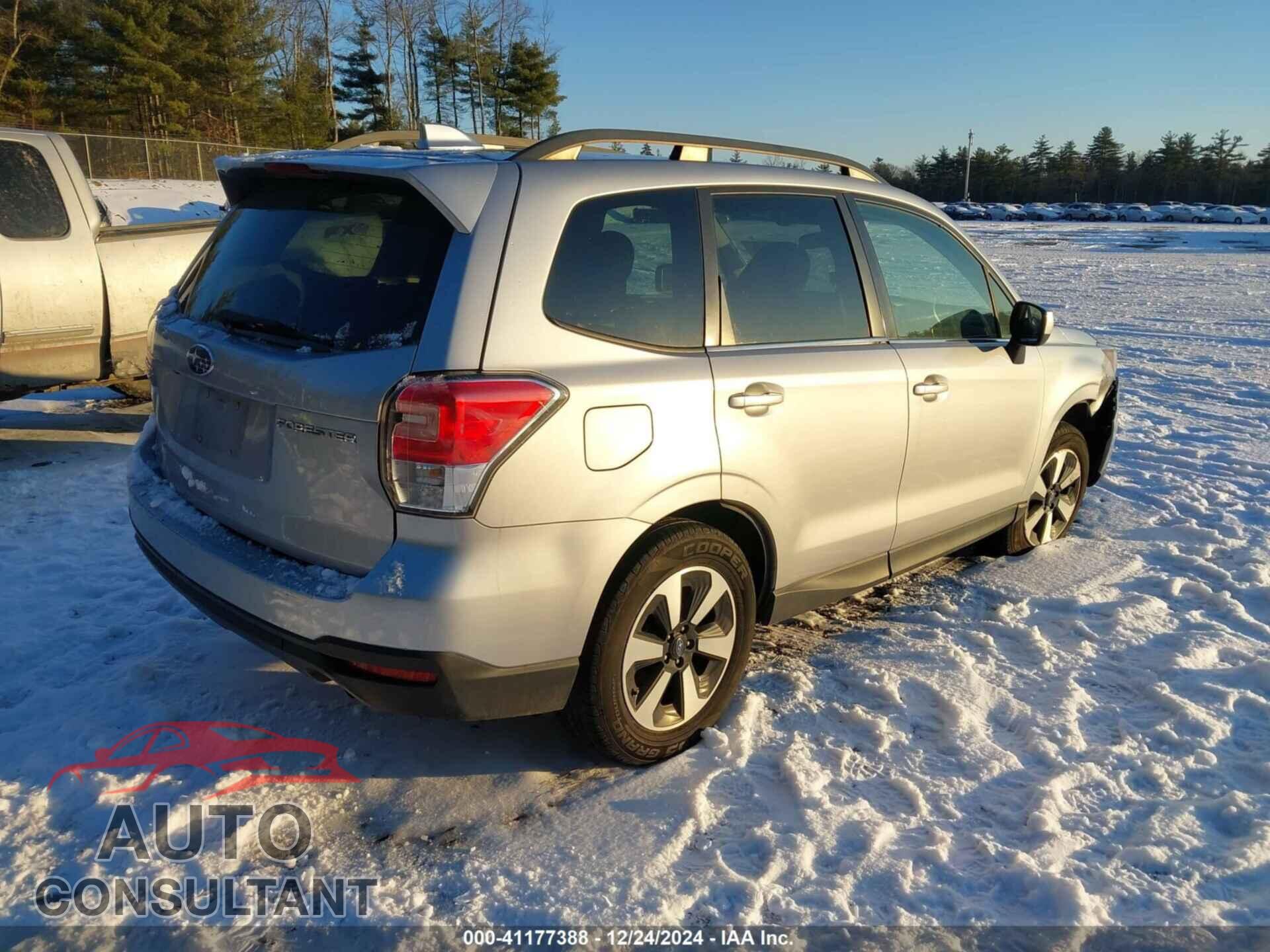 SUBARU FORESTER 2018 - JF2SJAGC1JH463460