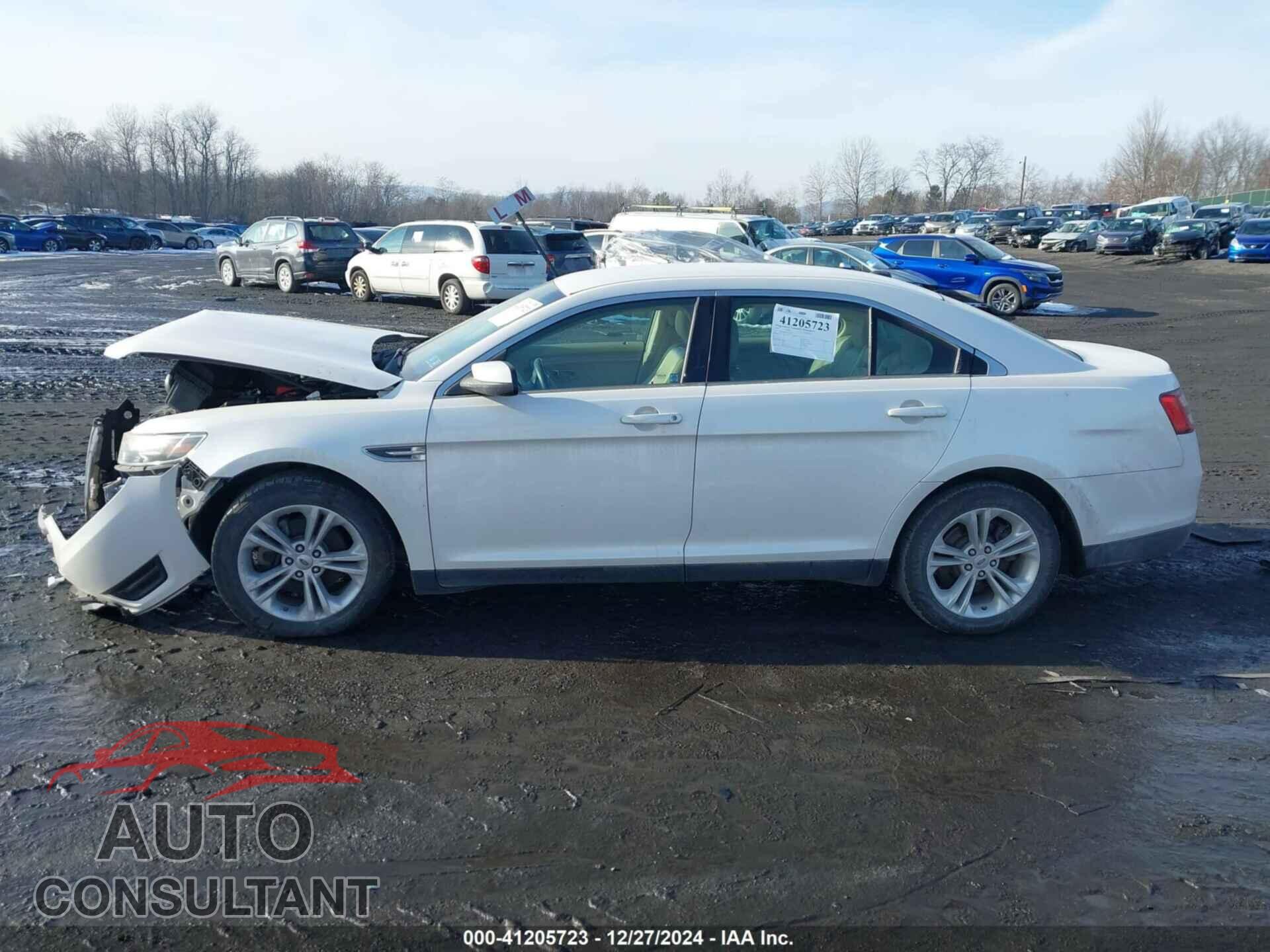FORD TAURUS 2015 - 1FAHP2E83FG131583