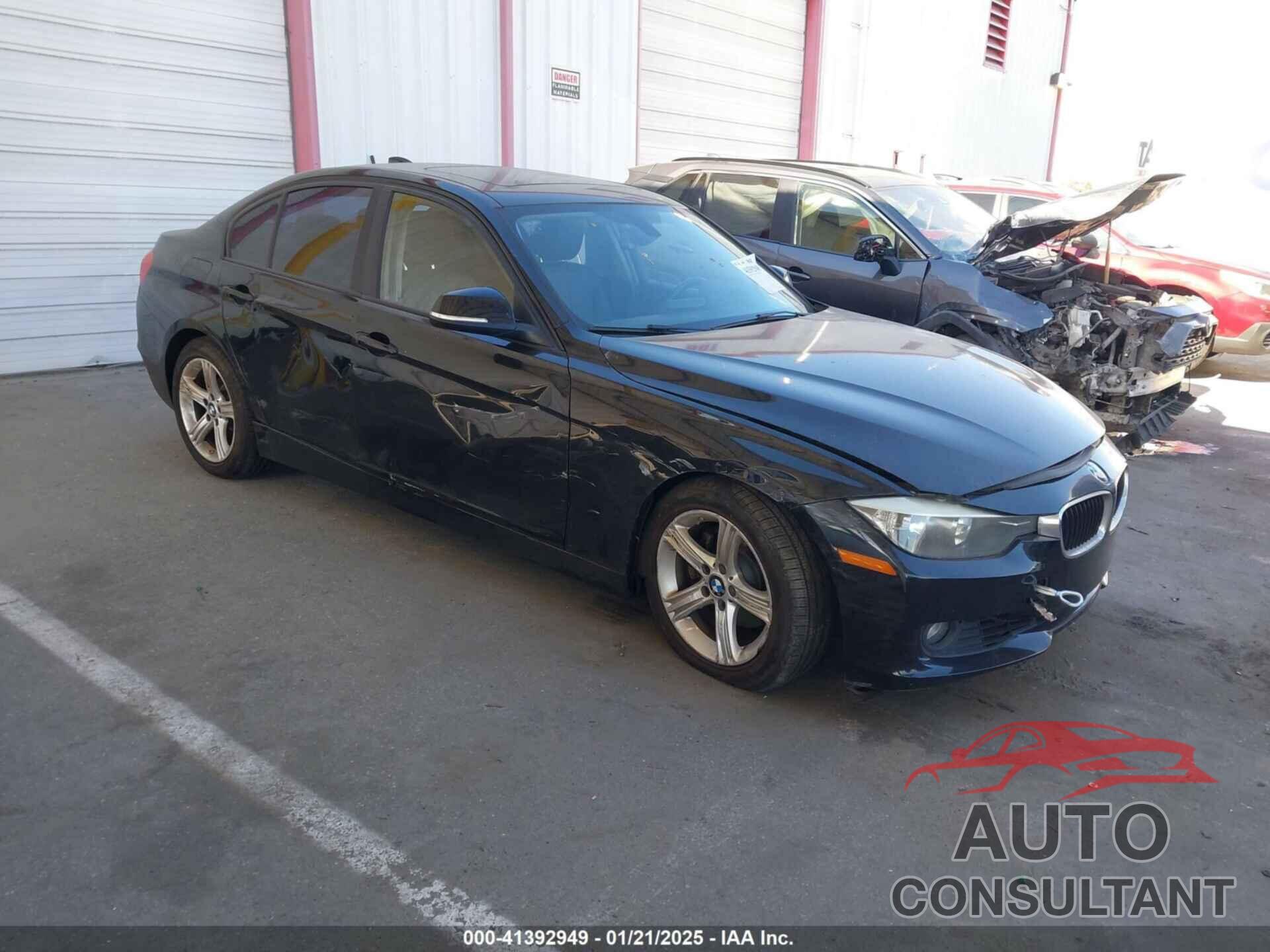 BMW 328I 2013 - WBA3C1C54DF444998
