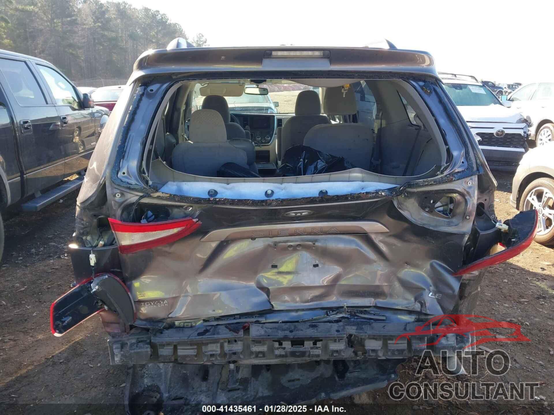 TOYOTA SIENNA 2017 - 5TDKZ3DC9HS772056