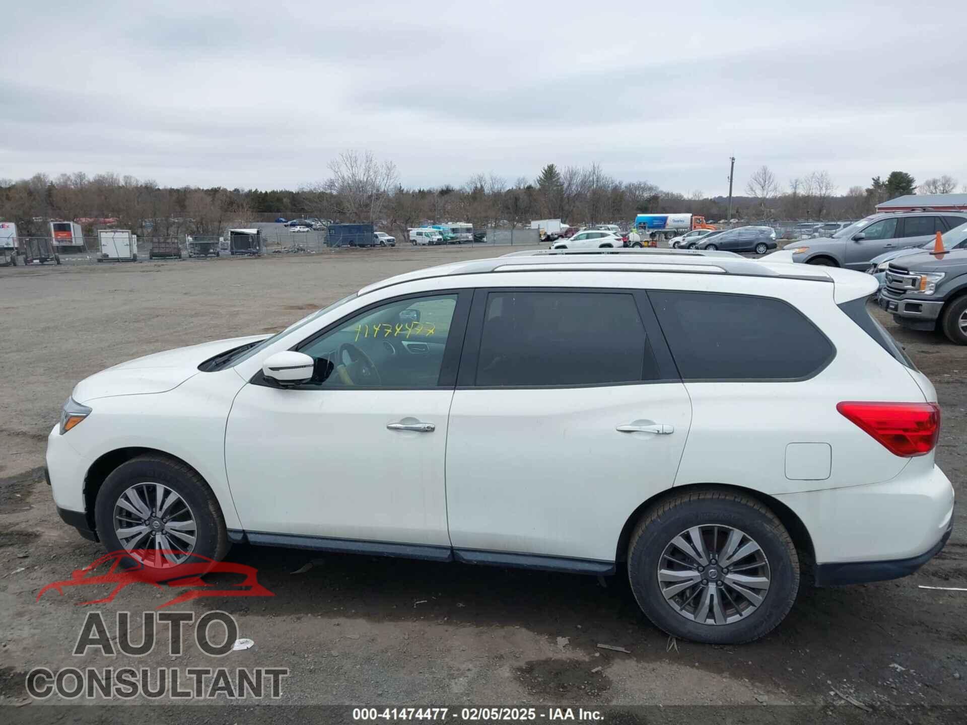 NISSAN PATHFINDER 2020 - 5N1DR2CN8LC601472