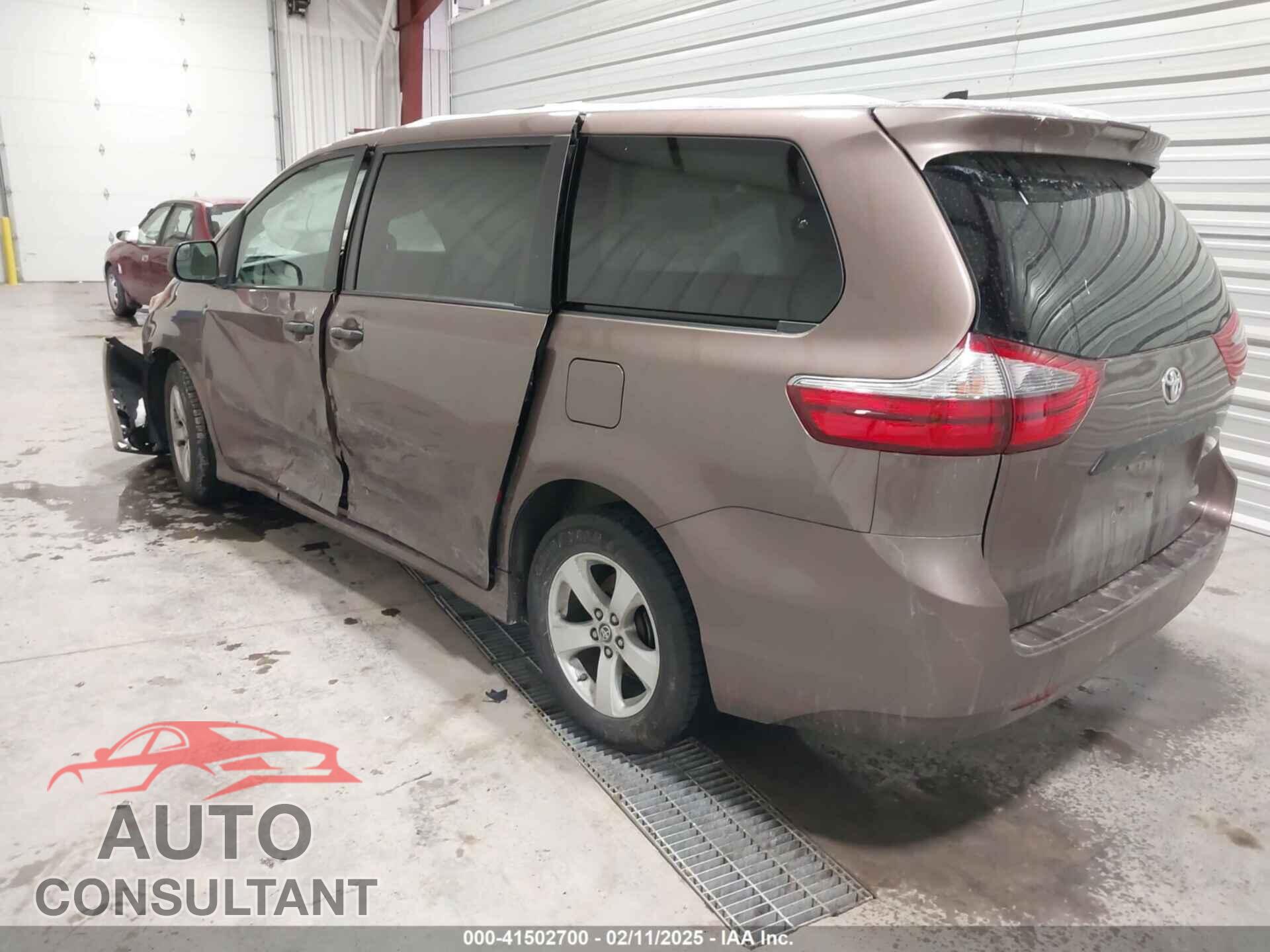 TOYOTA SIENNA 2020 - 5TDZZ3DC5LS044497