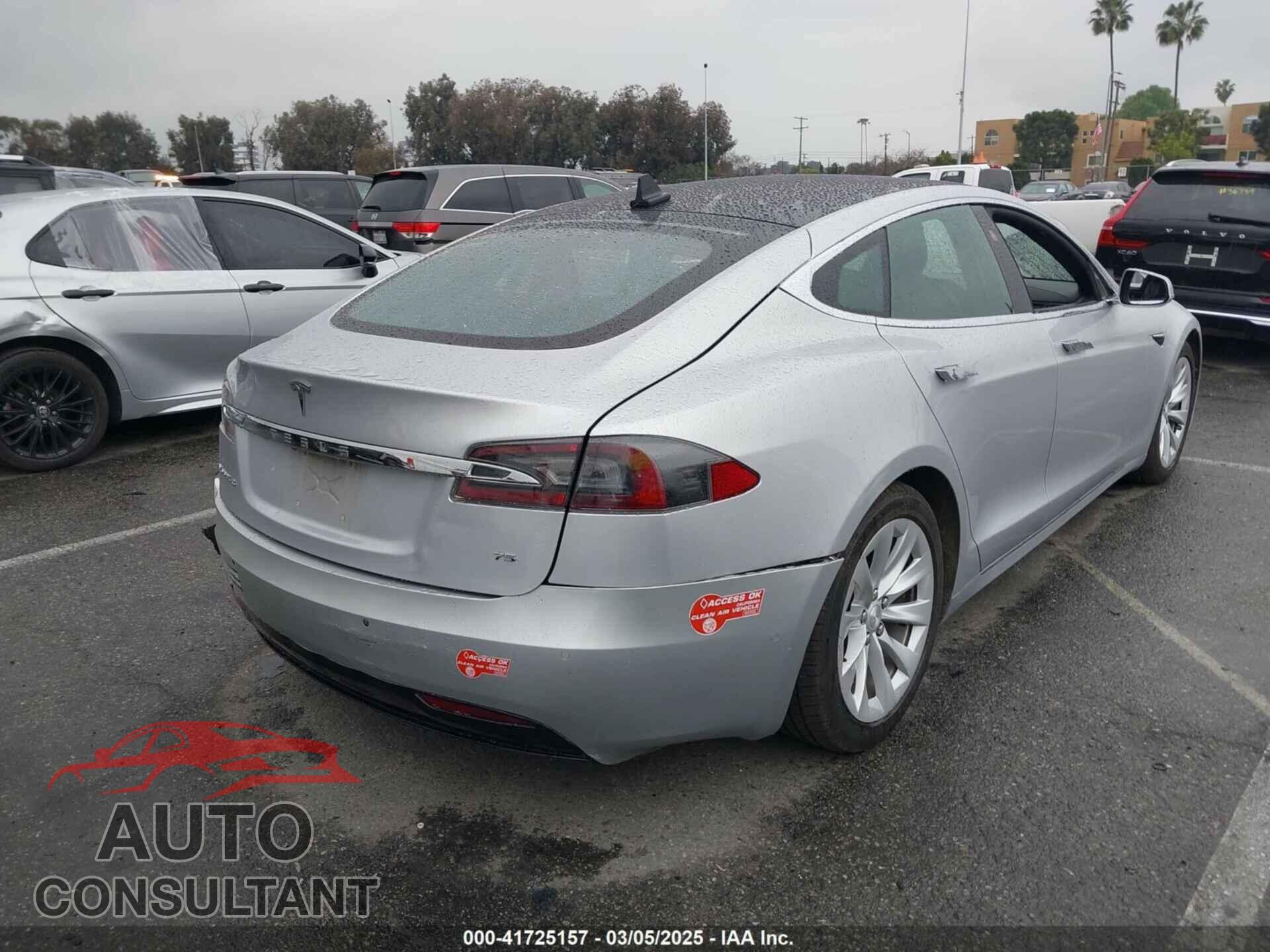 TESLA MODEL S 2017 - 5YJSA1E13HF220226