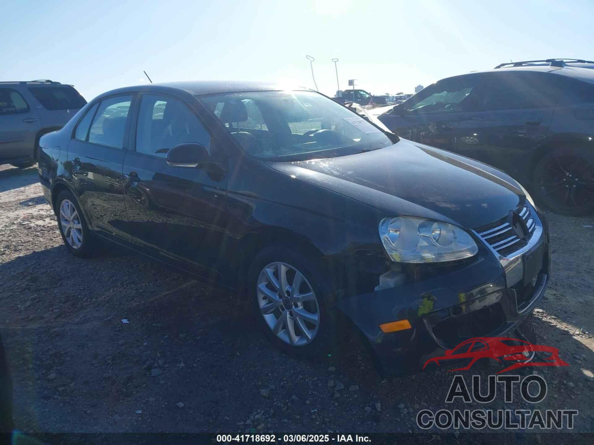 VOLKSWAGEN JETTA 2010 - 3VWAZ7AJ5AM074181