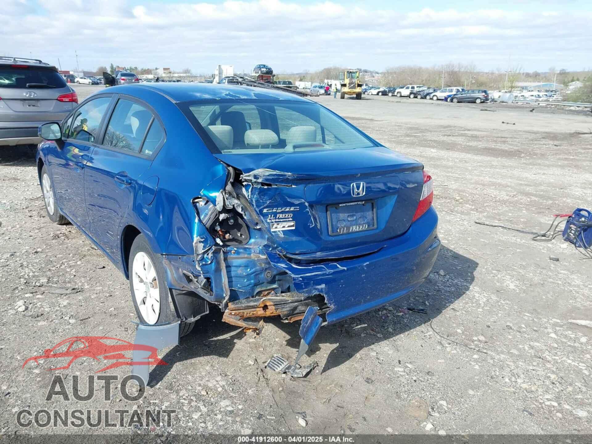 HONDA CIVIC 2012 - 2HGFB2F55CH538021