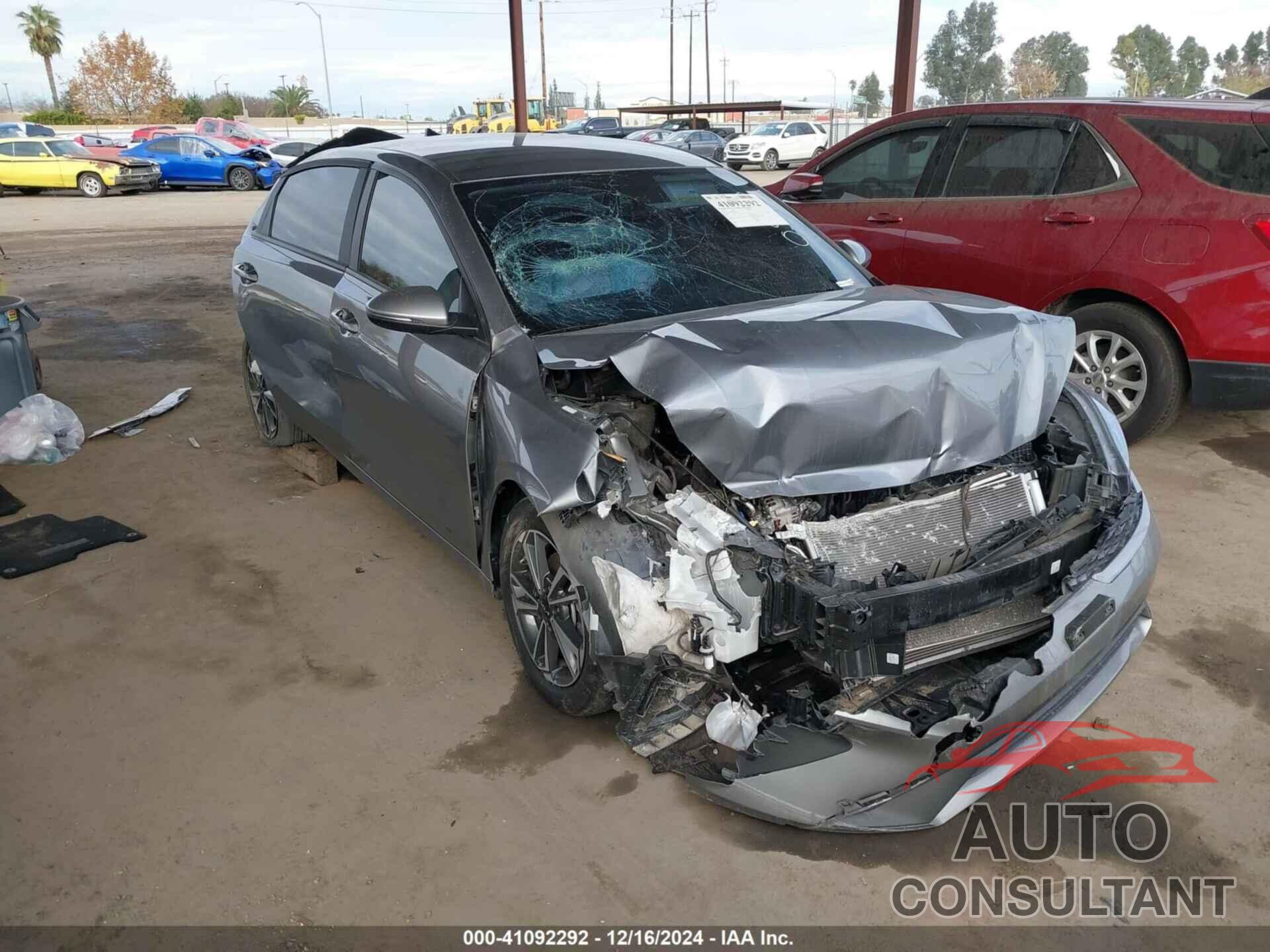 KIA FORTE 2023 - 3KPF24AD9PE640593