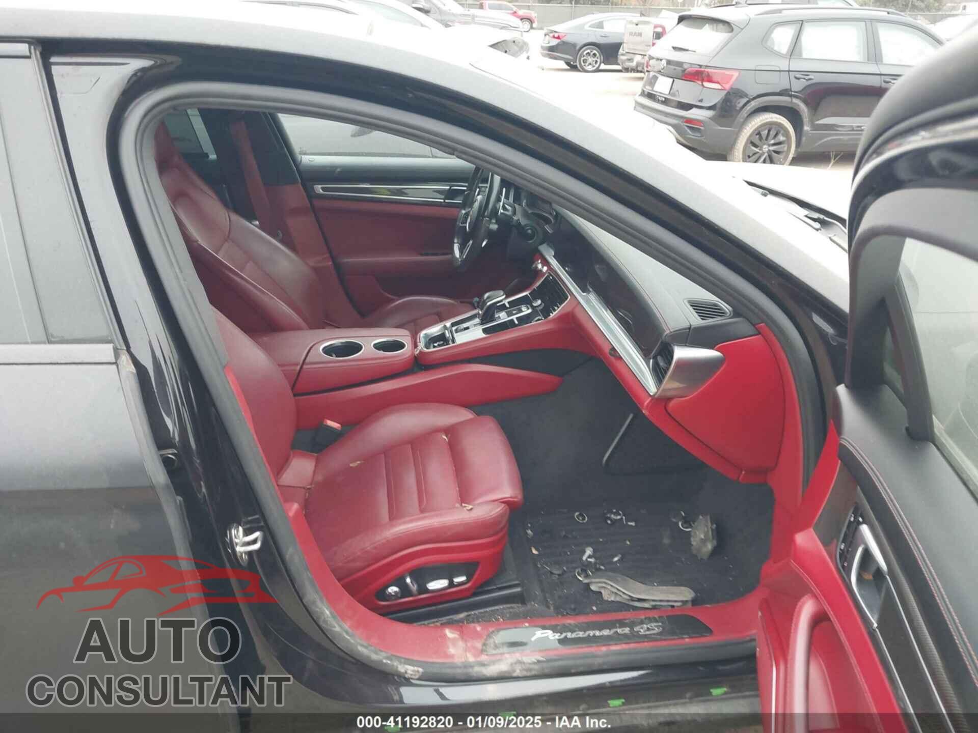 PORSCHE PANAMERA 2017 - WP0AB2A77HL122659