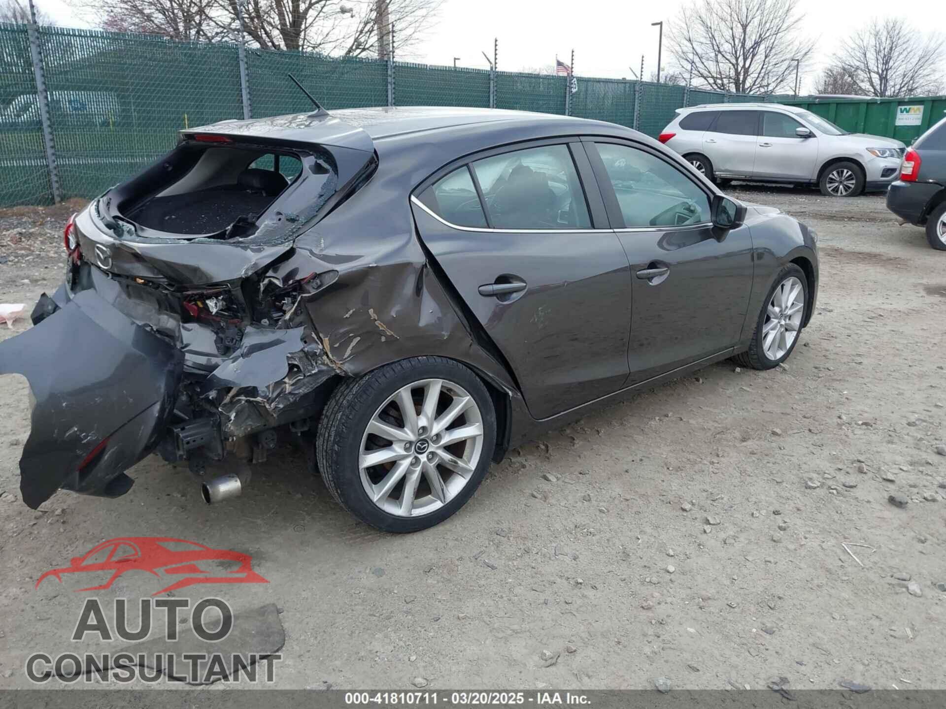MAZDA MAZDA3 2017 - 3MZBN1L34HM139754
