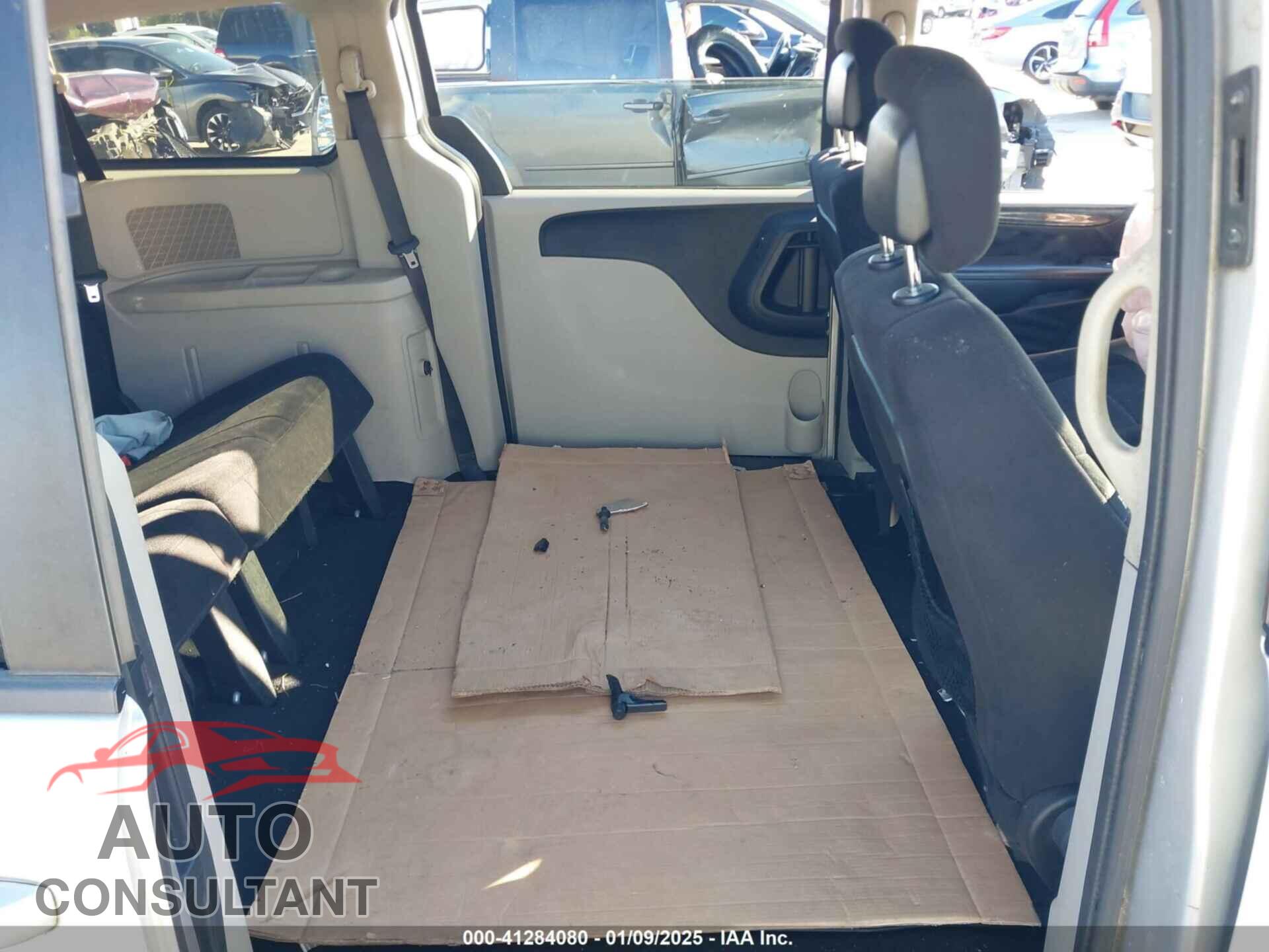 DODGE GRAND CARAVAN 2011 - 2D4RN3DG7BR633141