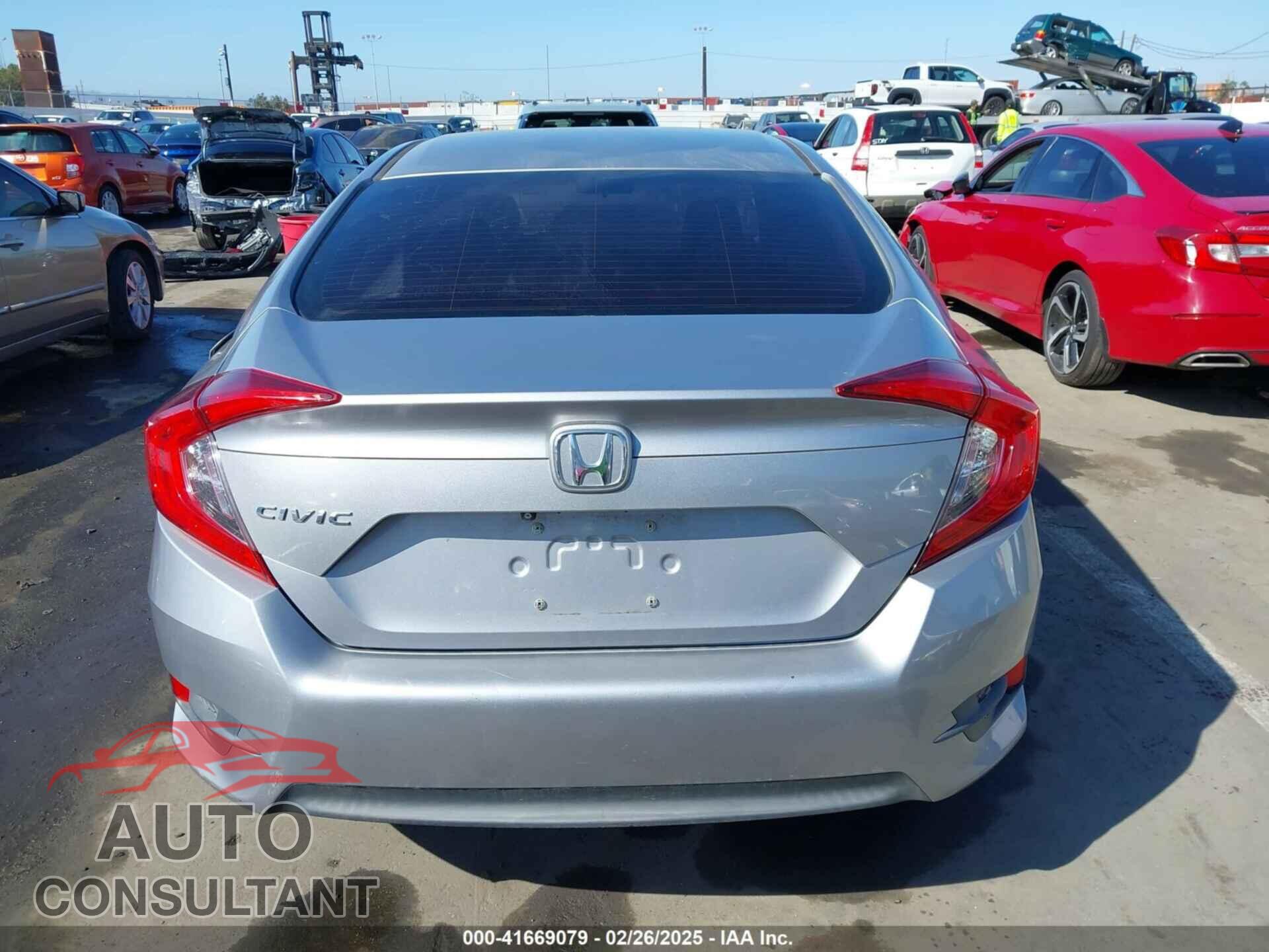 HONDA CIVIC 2017 - 2HGFC2F55HH553283