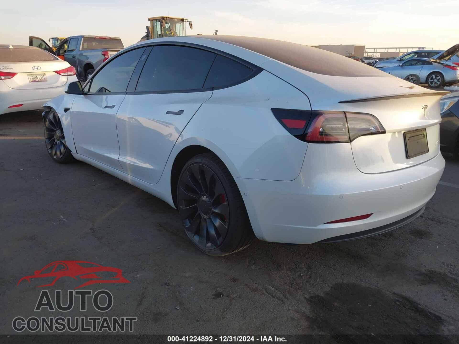 TESLA MODEL 3 2021 - 5YJ3E1EC3MF000881