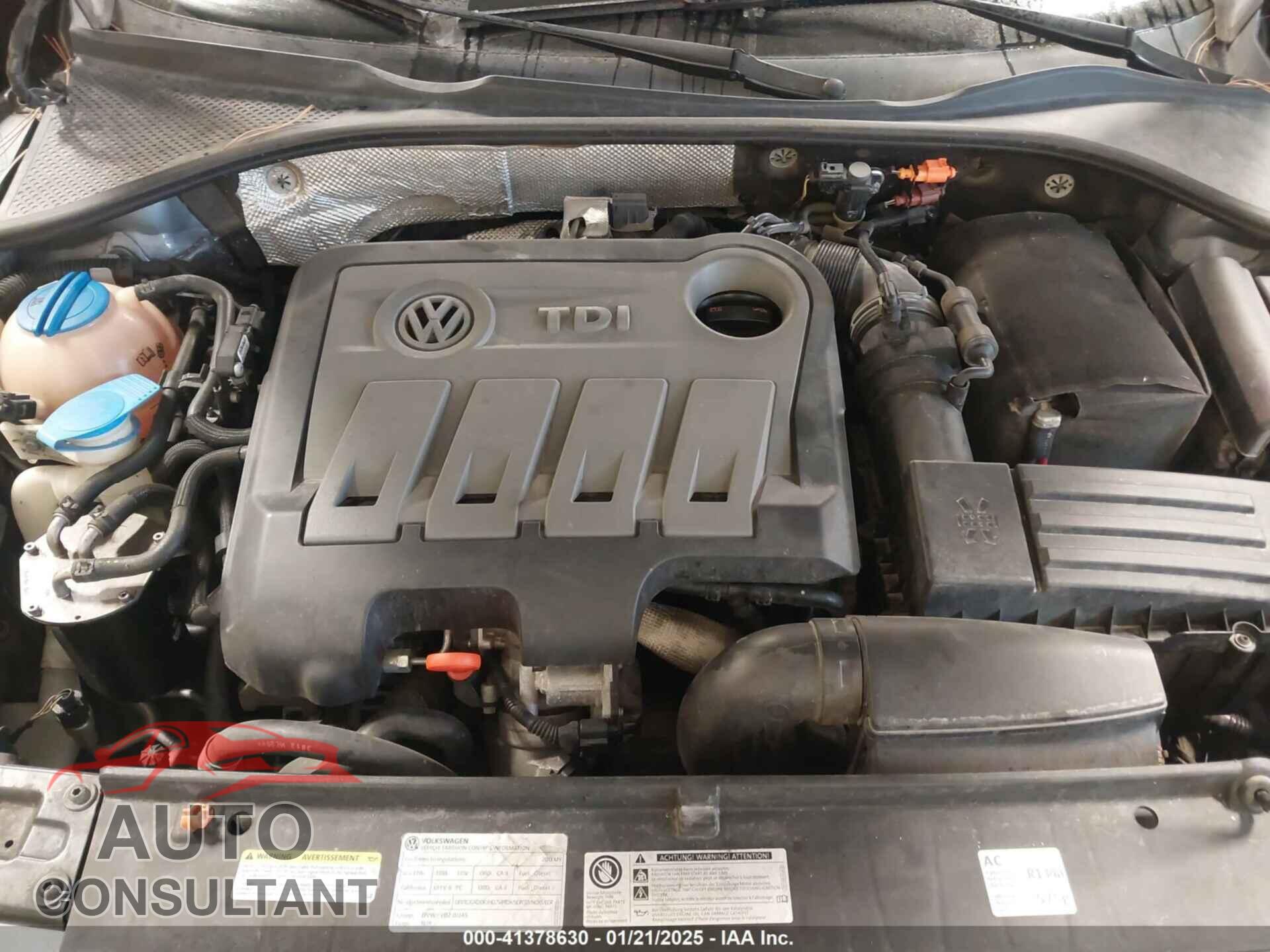 VOLKSWAGEN PASSAT 2013 - 1VWBN7A3XDC076855