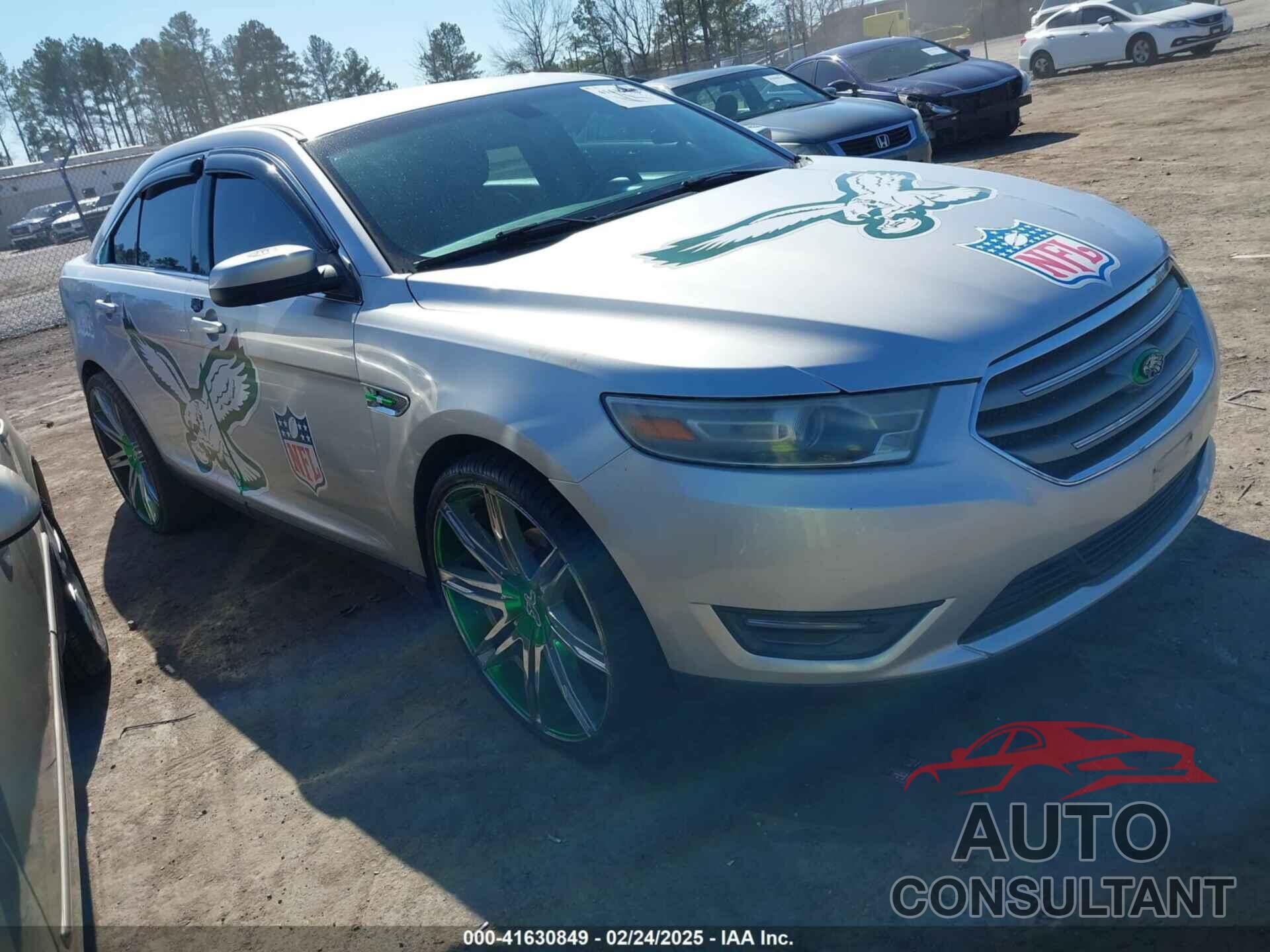 FORD TAURUS 2014 - 1FAHP2E84EG116637