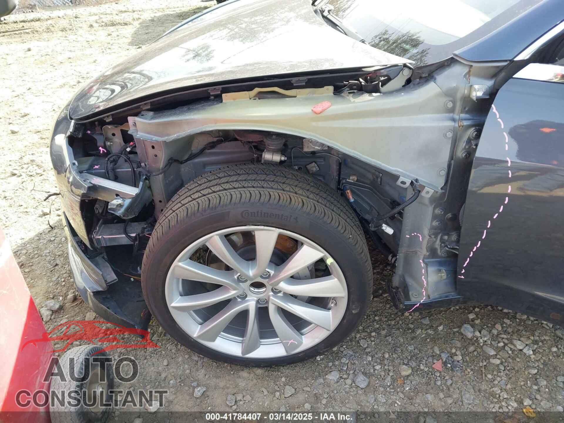 TESLA MODEL 3 2020 - 5YJ3E1EA1LF661144