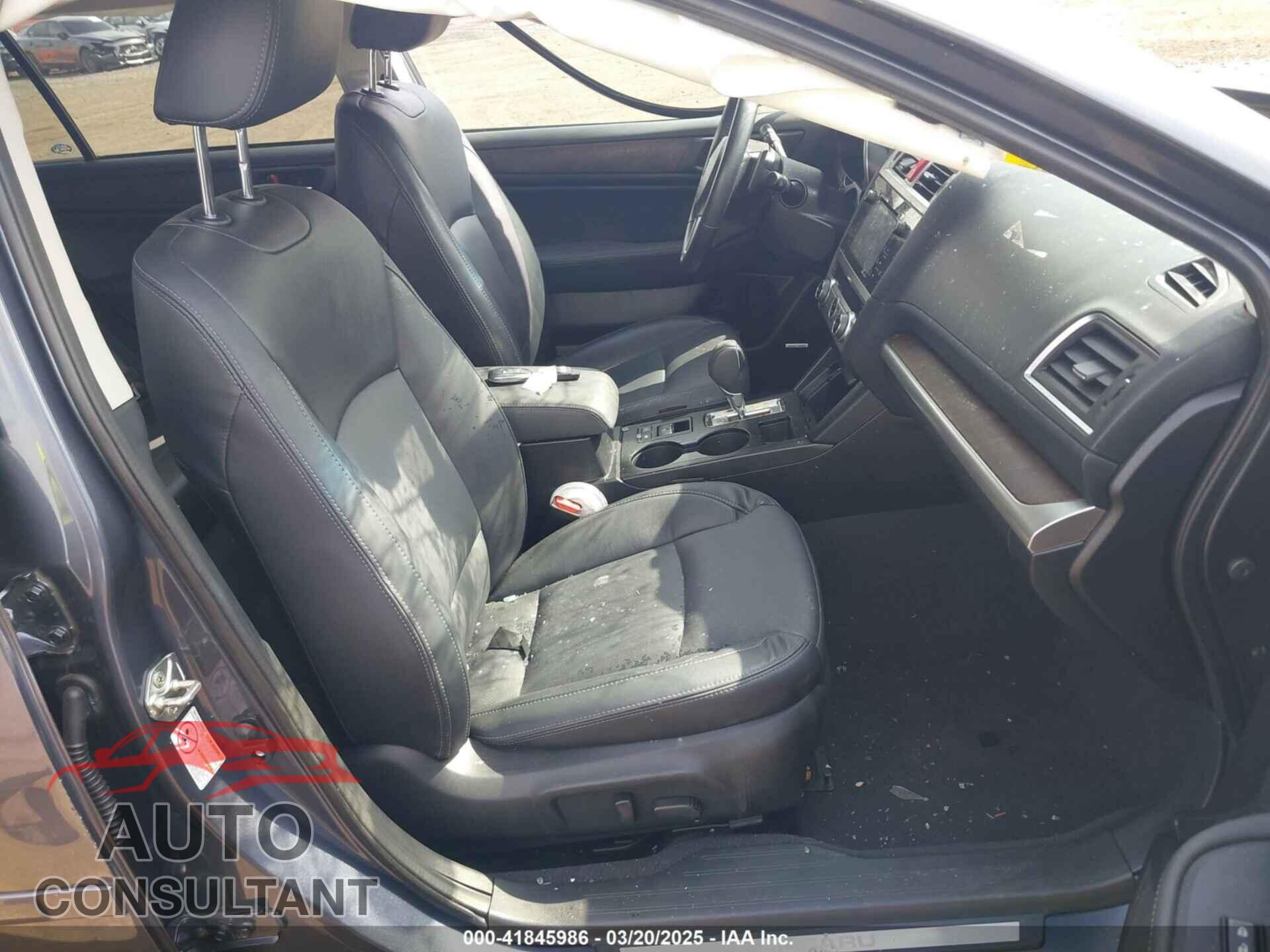 SUBARU OUTBACK 2017 - 4S4BSANC4H3329043
