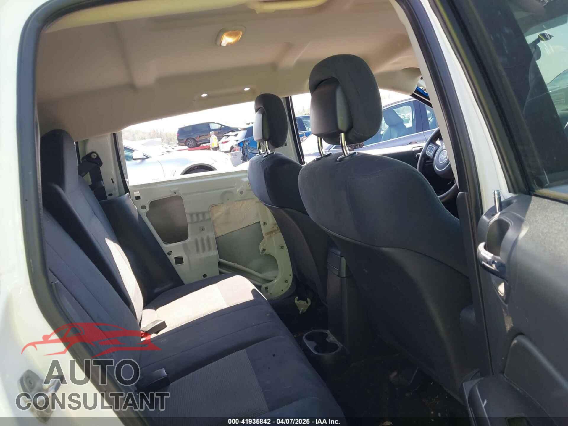 JEEP COMPASS 2011 - 1J4NT1FB2BD236439