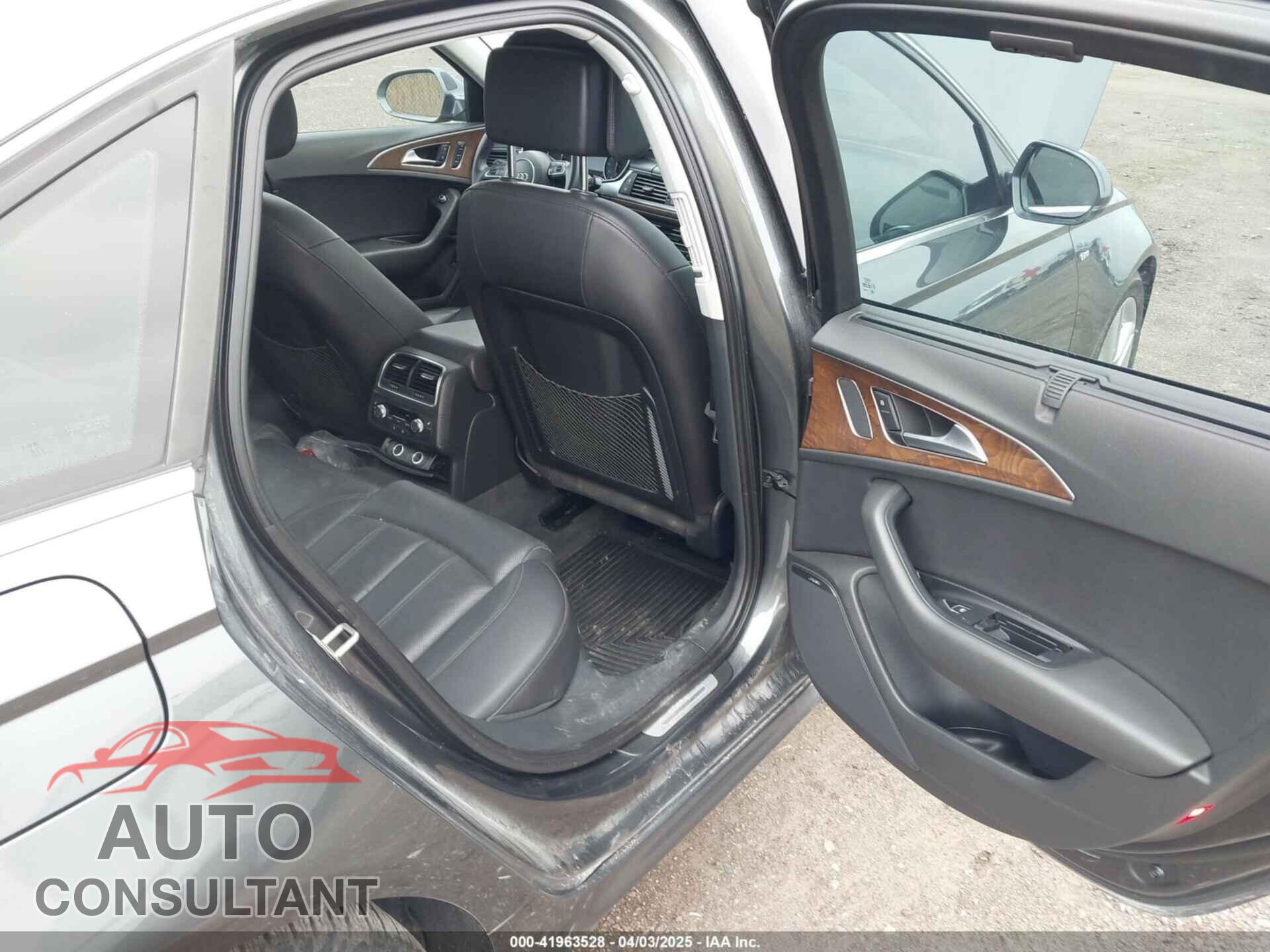 AUDI A6 2015 - WAUHMBFC5FN003702