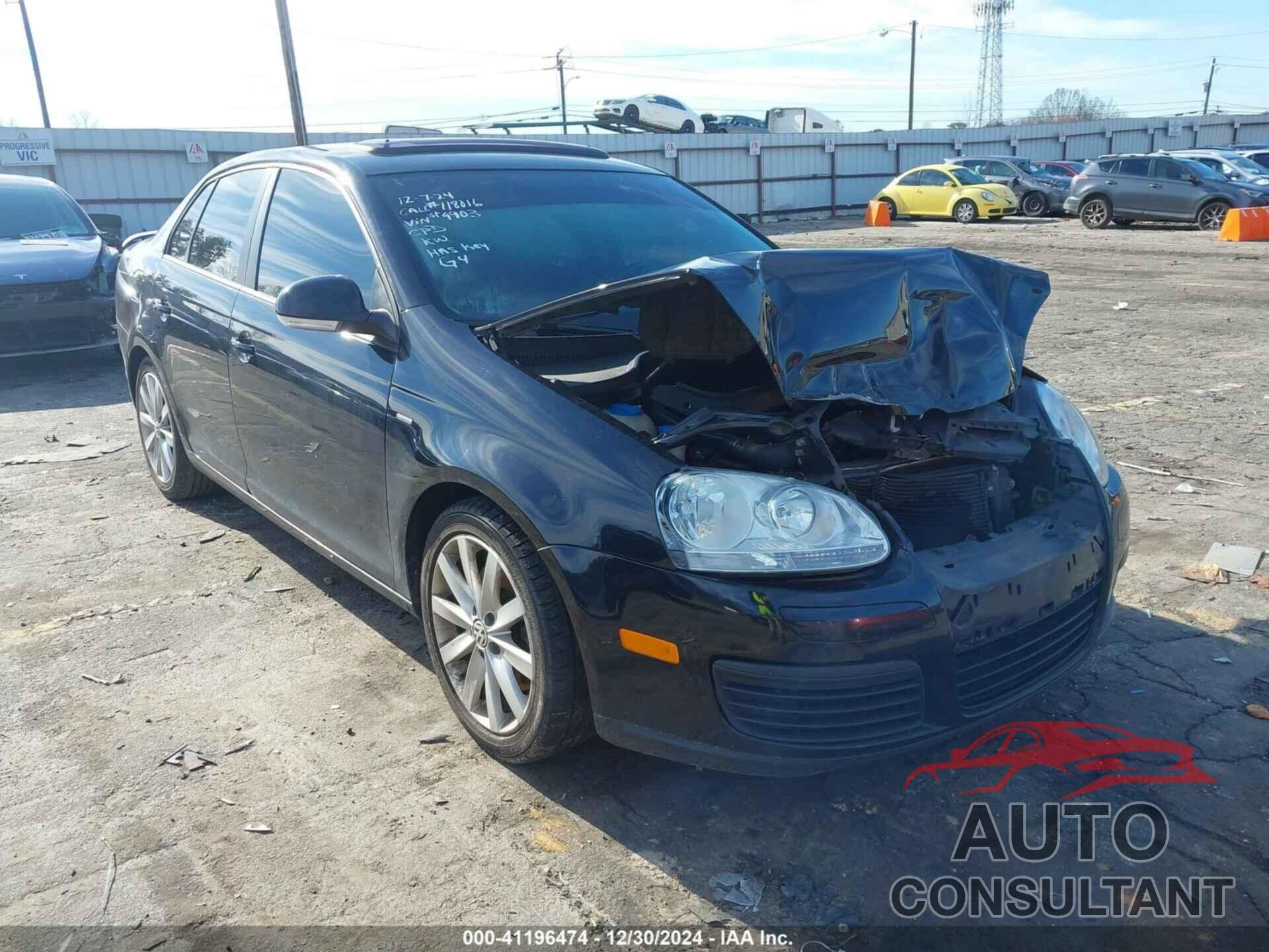 VOLKSWAGEN JETTA 2010 - 3VWRJ7AJ0AM069903