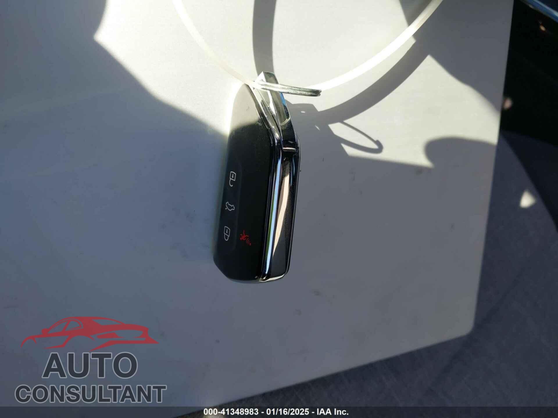 VOLKSWAGEN ID.4 2023 - 1V2DNPE85PC028748