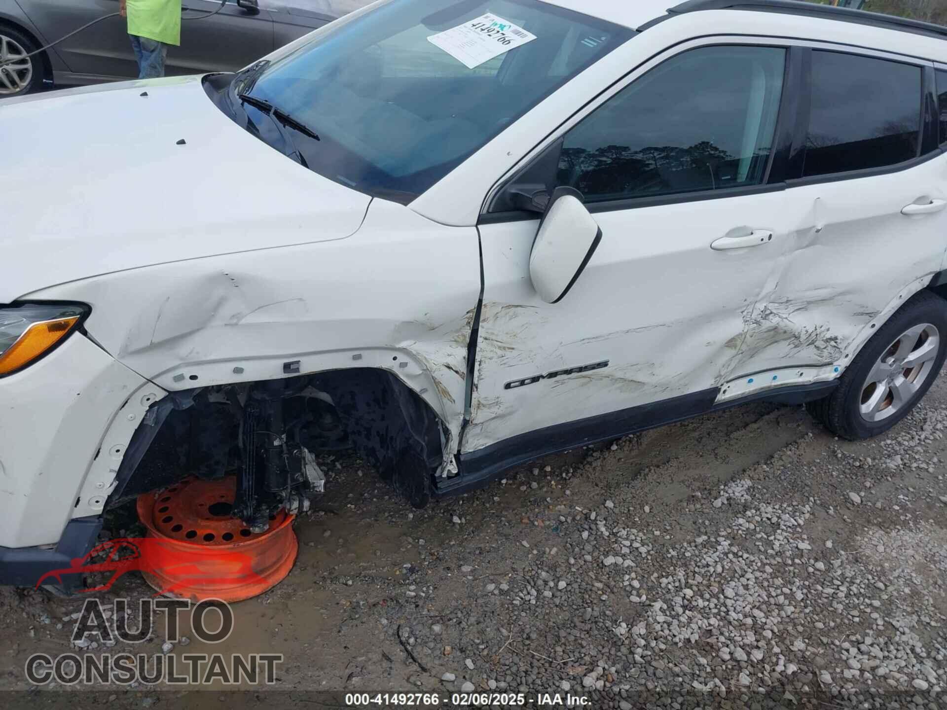 JEEP COMPASS 2019 - 3C4NJDBB7KT599834