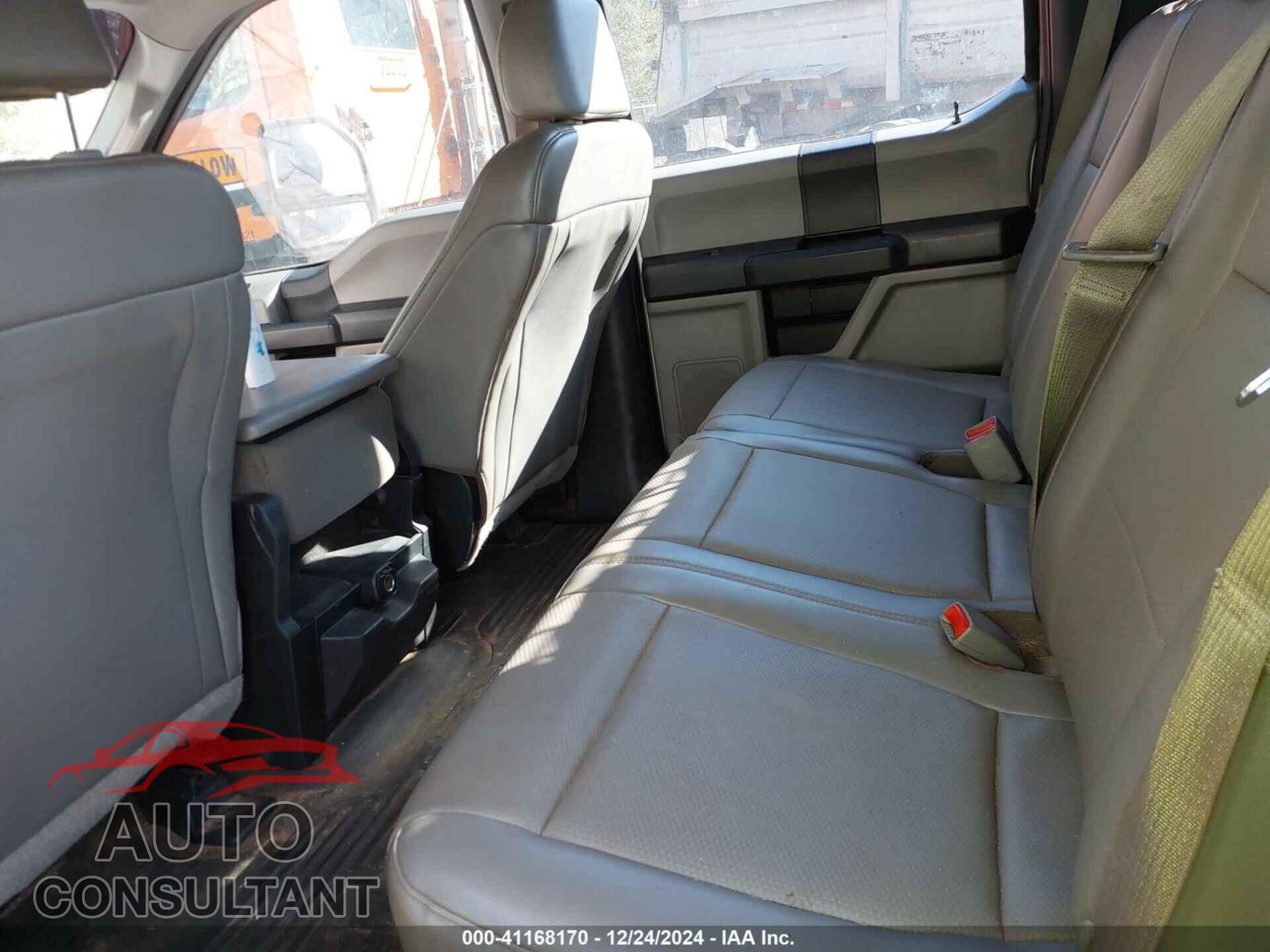 FORD F-450 CHASSIS 2017 - 1FD0W4HT4HEB93848