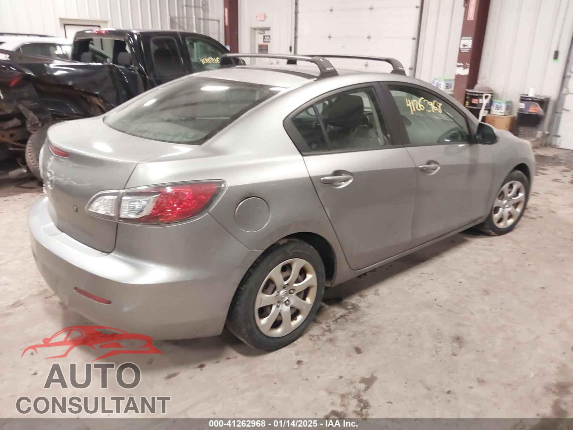 MAZDA MAZDA3 2012 - JM1BL1UG5C1510632