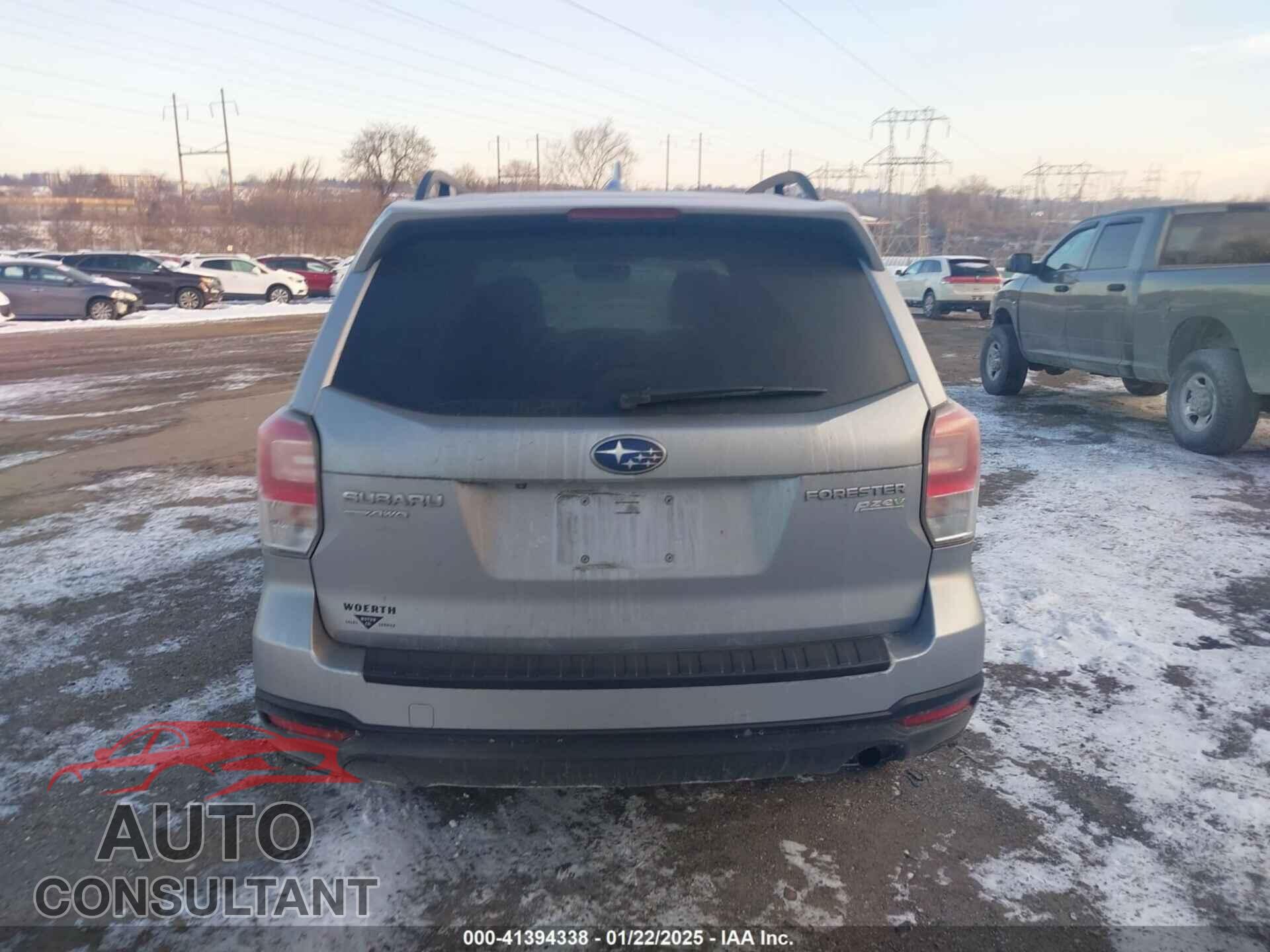 SUBARU FORESTER 2017 - JF2SJAEC1HH567914