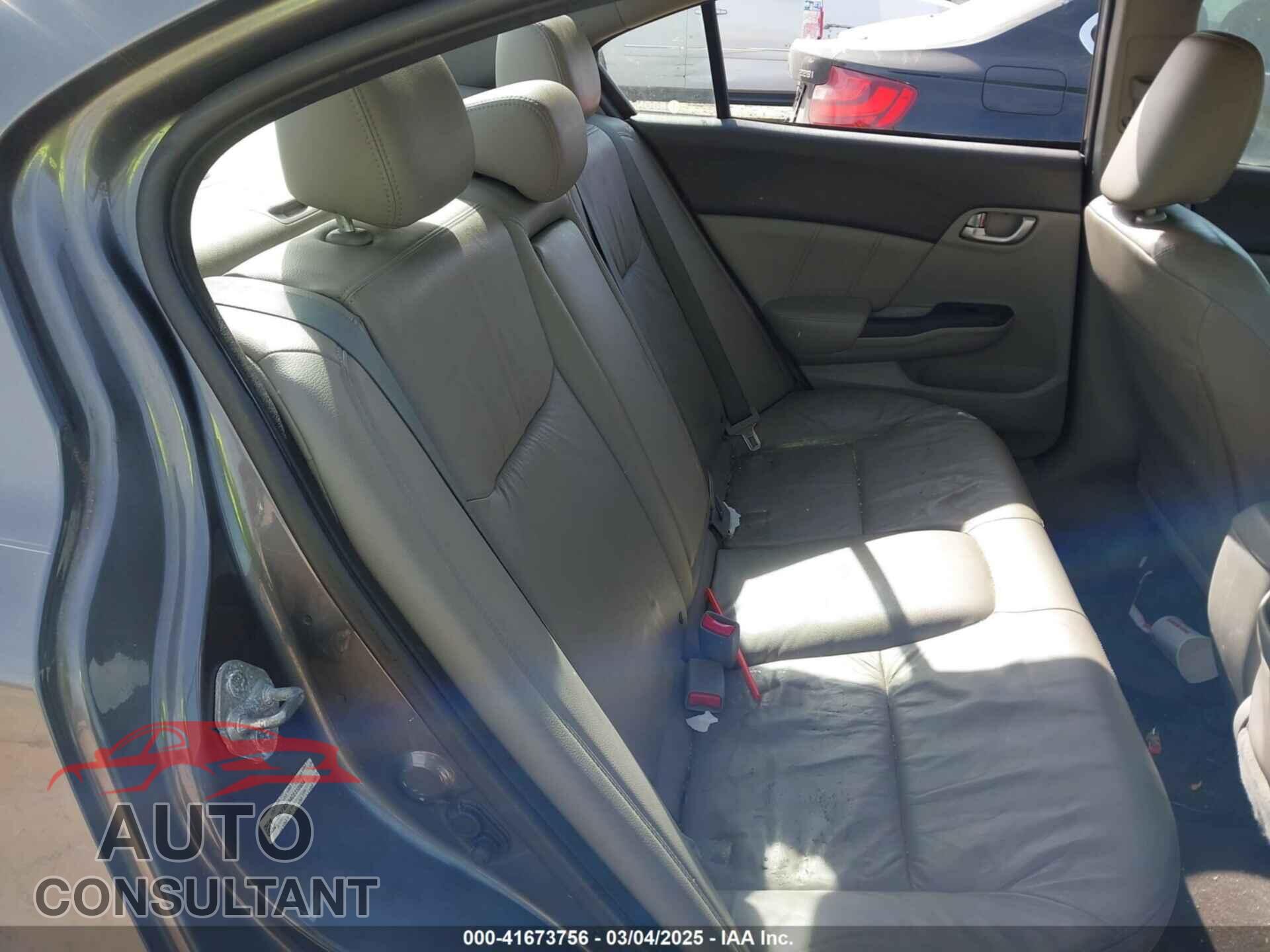 HONDA CIVIC 2012 - 19XFB2F94CE310654