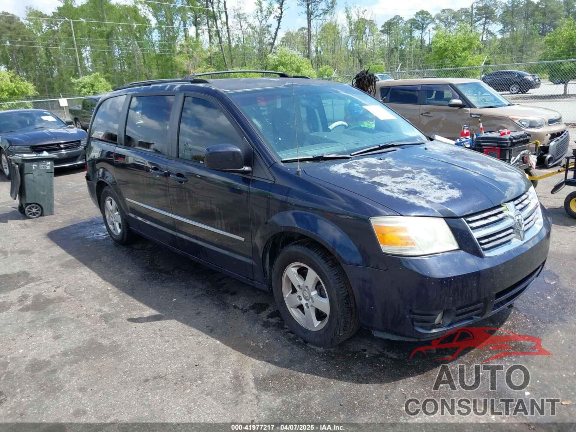 DODGE GRAND CARAVAN 2010 - 2D4RN5DX8AR143396