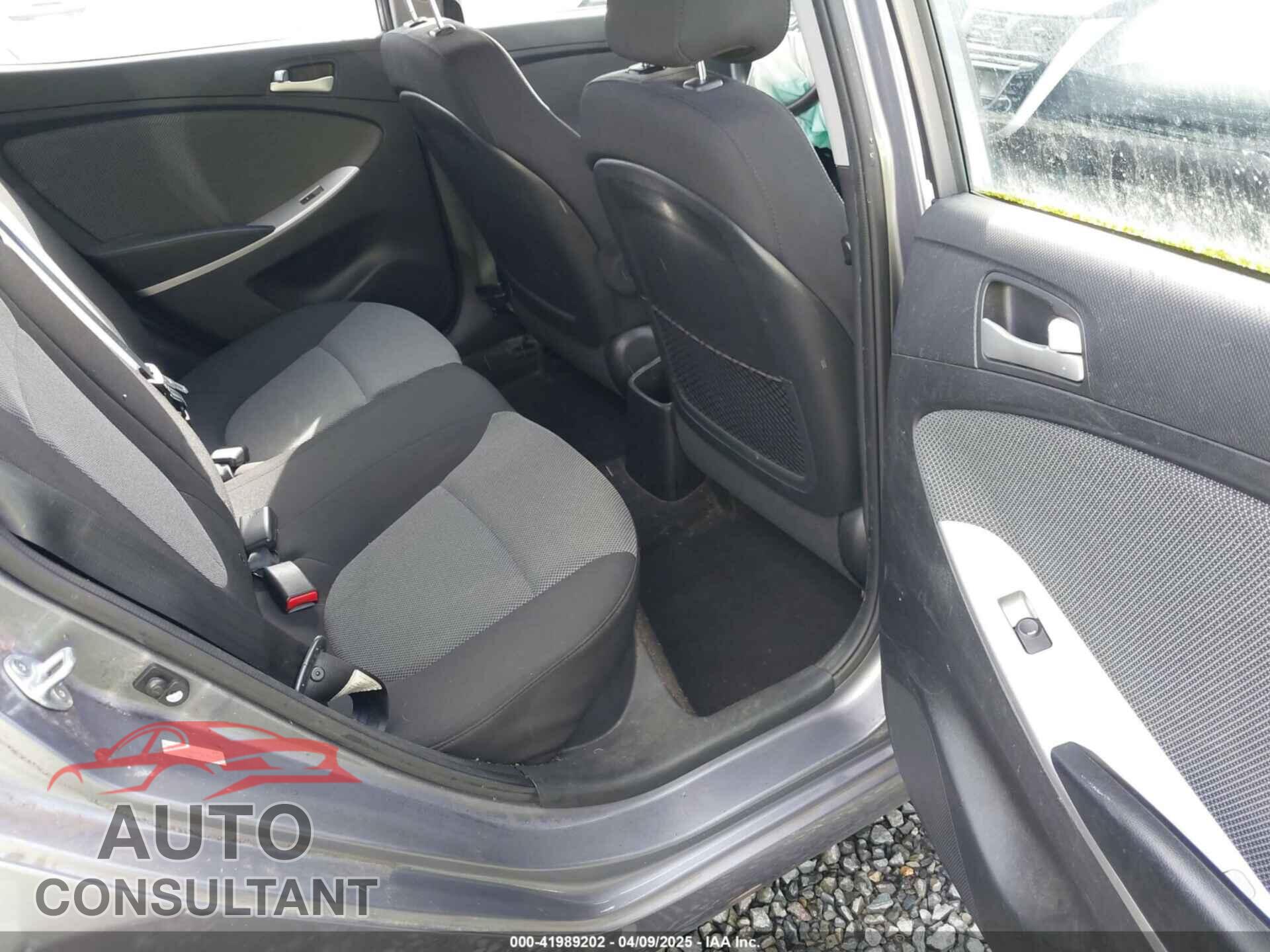 HYUNDAI ACCENT 2013 - KMHCT5AE2DU131582