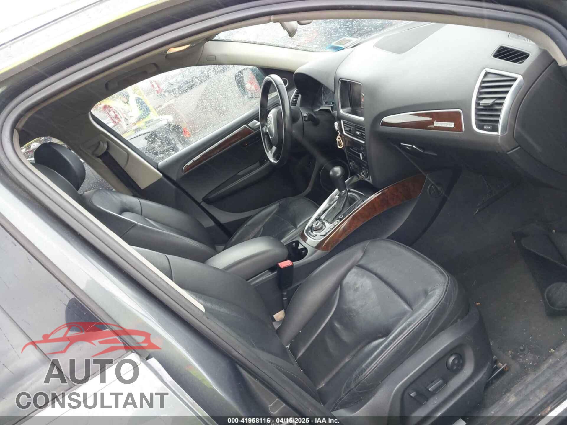 AUDI Q5 2012 - WA1LFAFP1CA047102