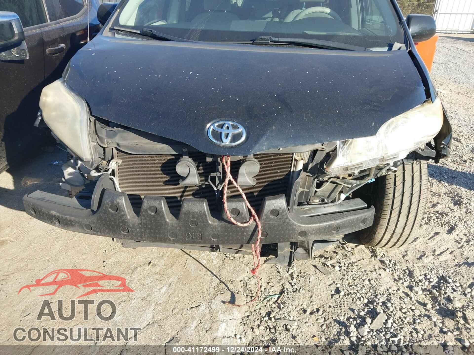 TOYOTA SIENNA 2013 - 5TDKK3DCXDS287357