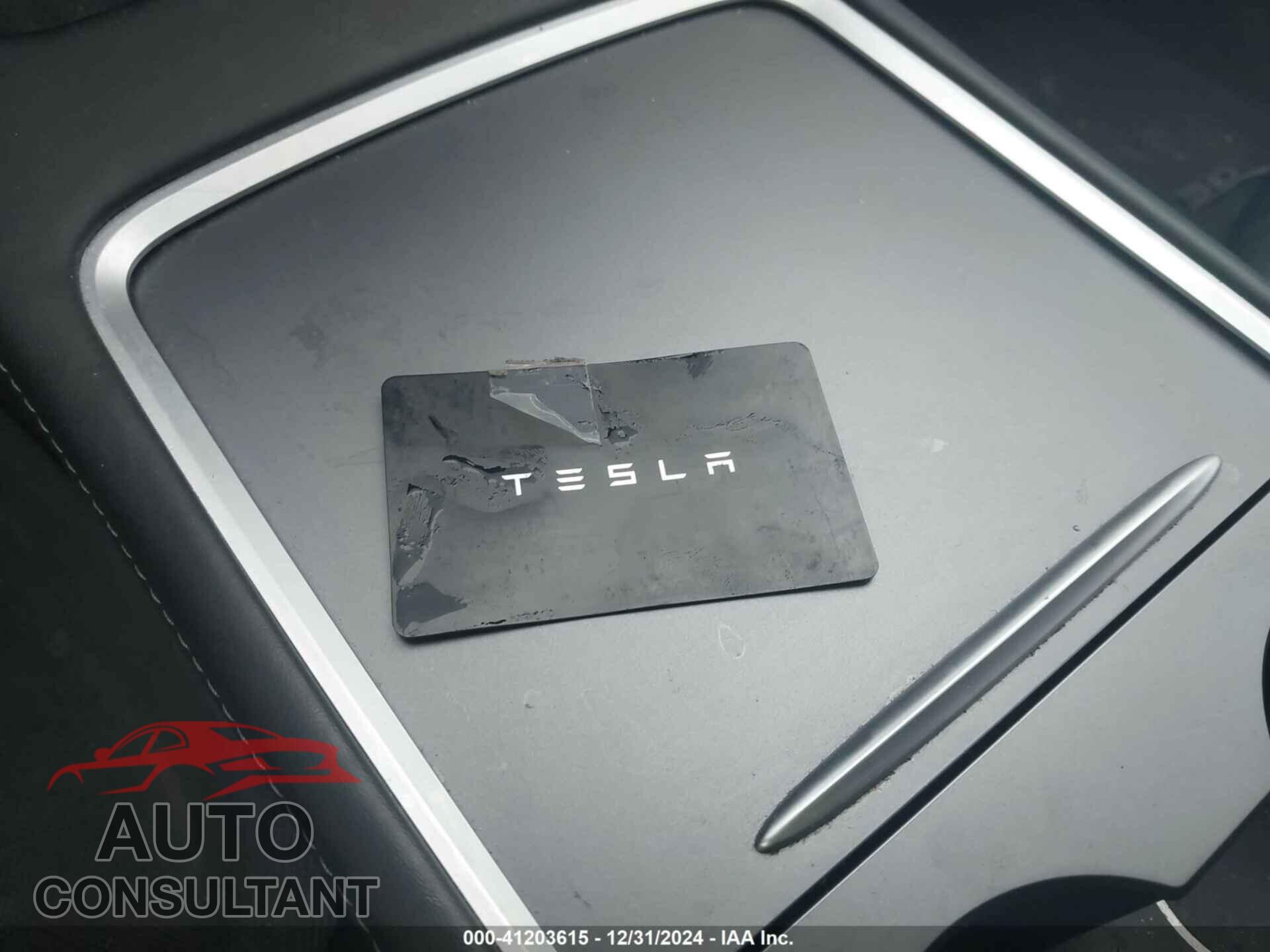 TESLA MODEL 3 2021 - 5YJ3E1EB2MF037167