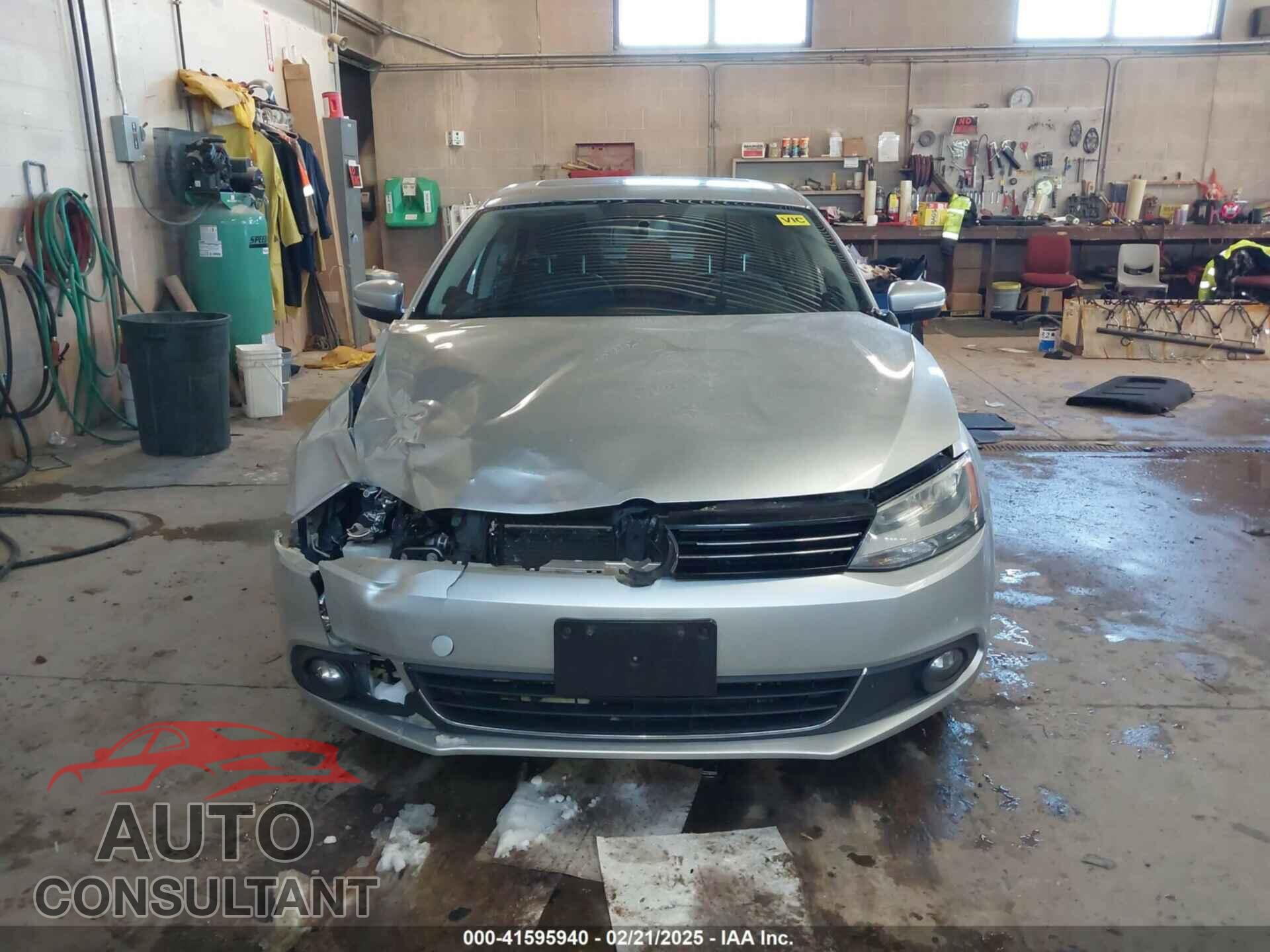 VOLKSWAGEN JETTA 2012 - 3VWLL7AJ3CM365064