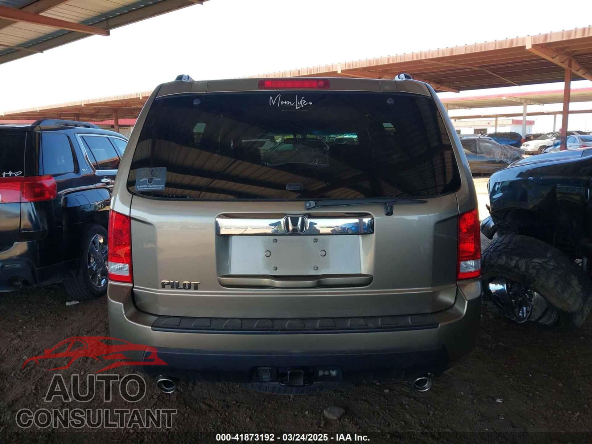 HONDA PILOT 2011 - 5FNYF3H4XBB028225