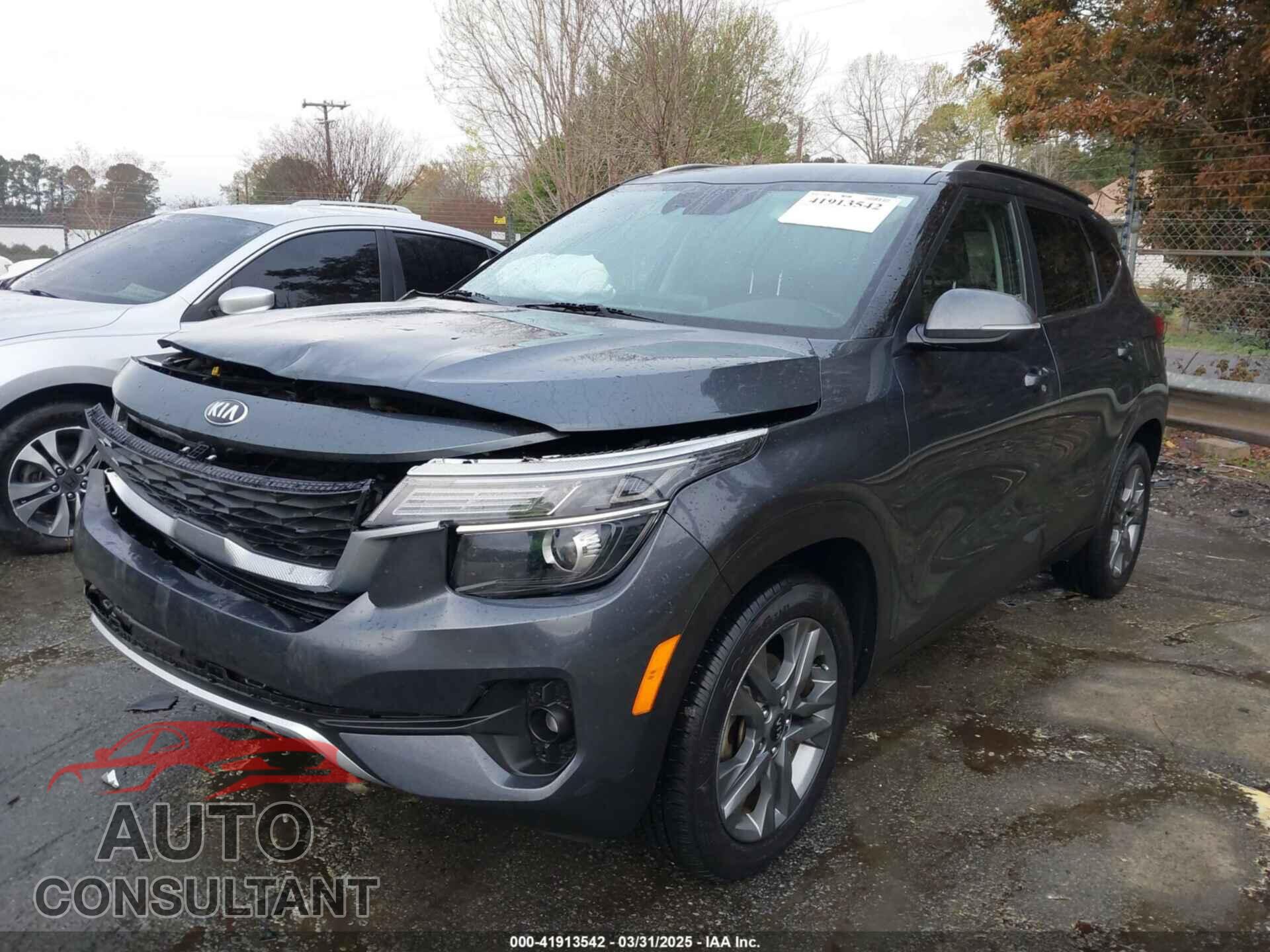 KIA SELTOS 2021 - KNDEU2AA7M7161035