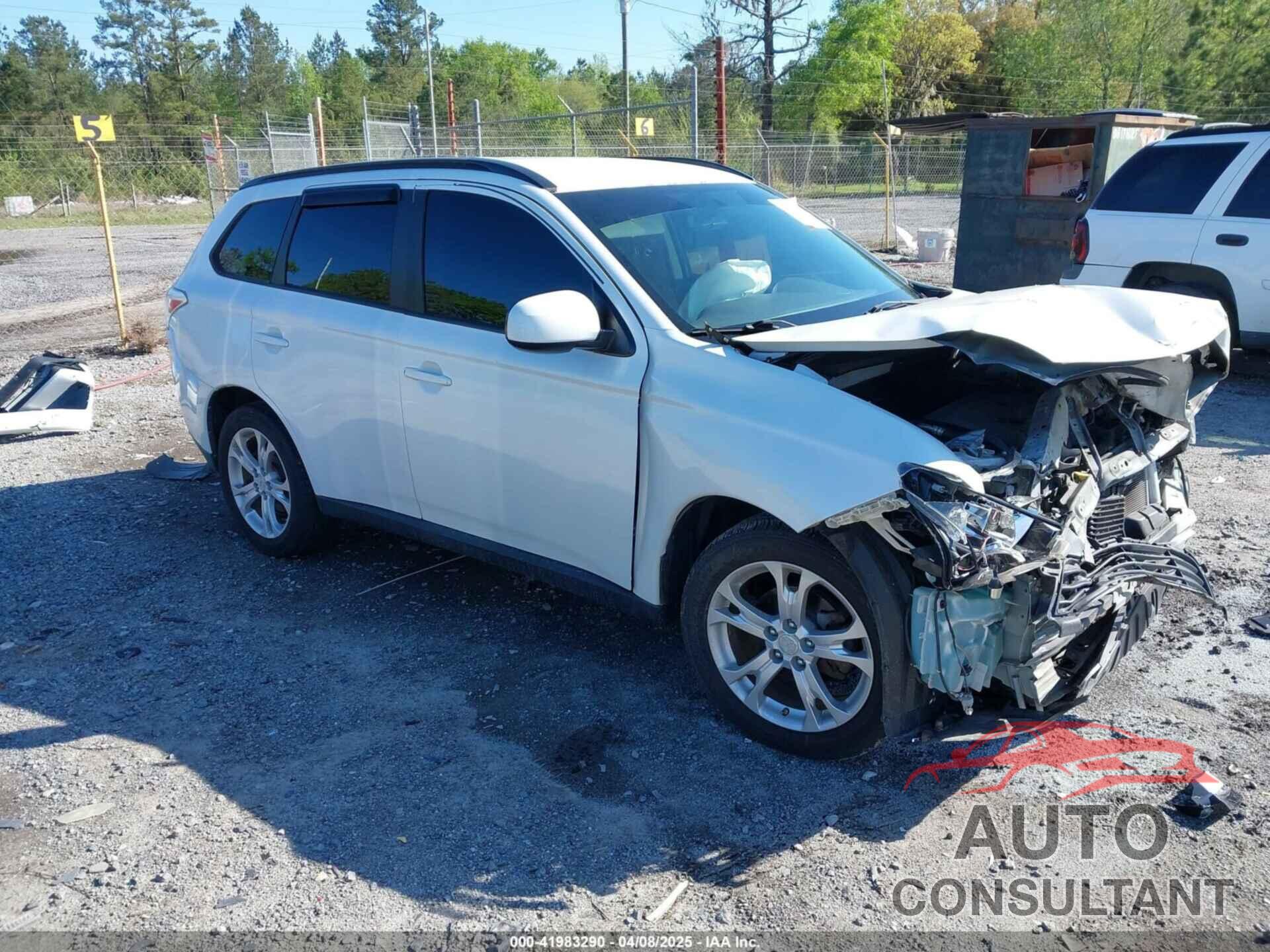 MITSUBISHI OUTLANDER 2014 - JA4AD3A30EZ010429