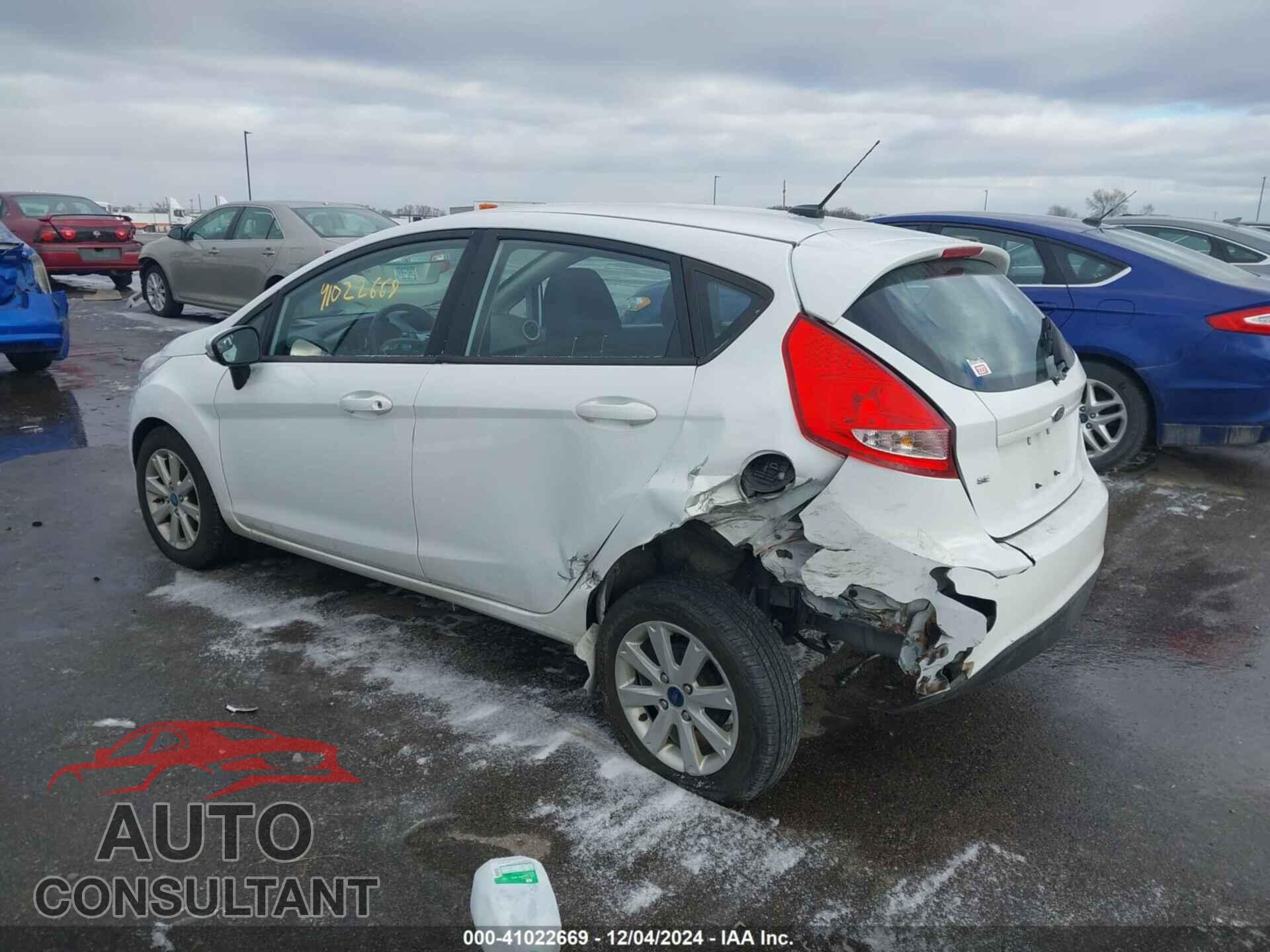 FORD FIESTA 2013 - 3FADP4EJ4DM176371