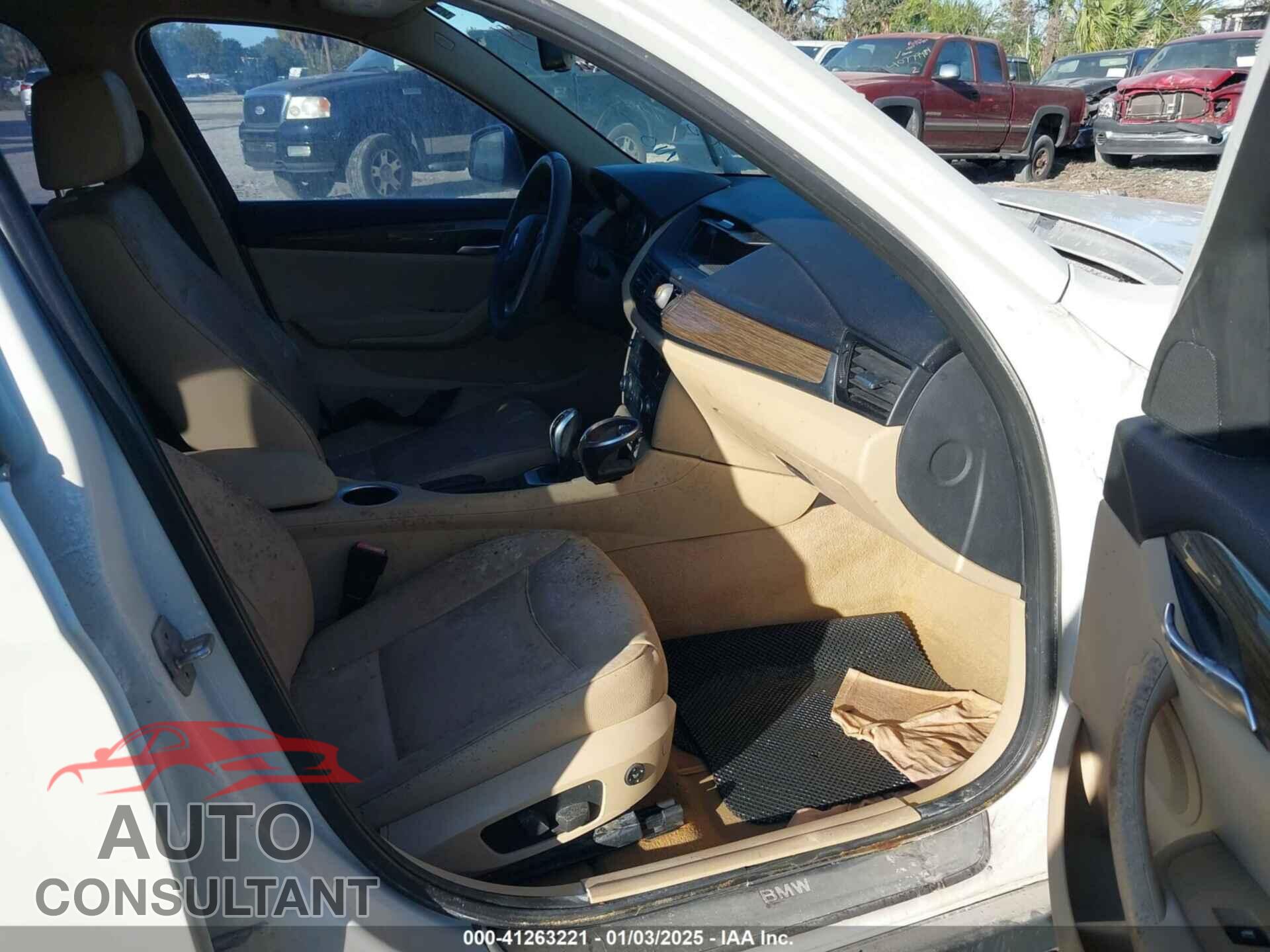 BMW X1 2015 - WBAVM1C51FV315244