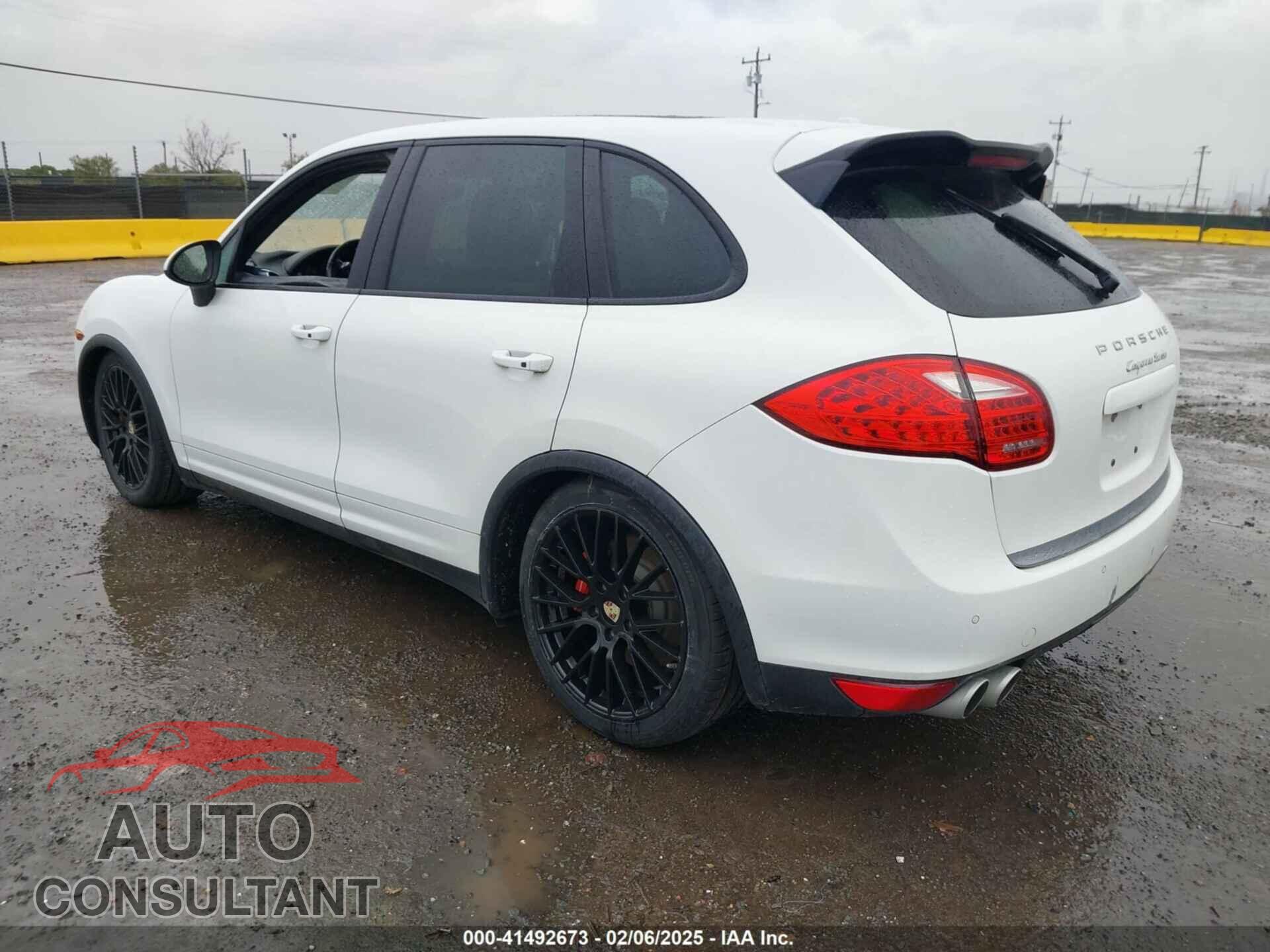 PORSCHE CAYENNE 2013 - WP1AC2A25DLA92877