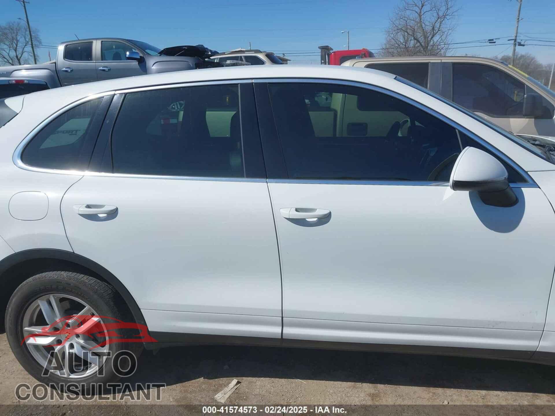 PORSCHE CAYENNE 2015 - WP1AF2A28FLA30738