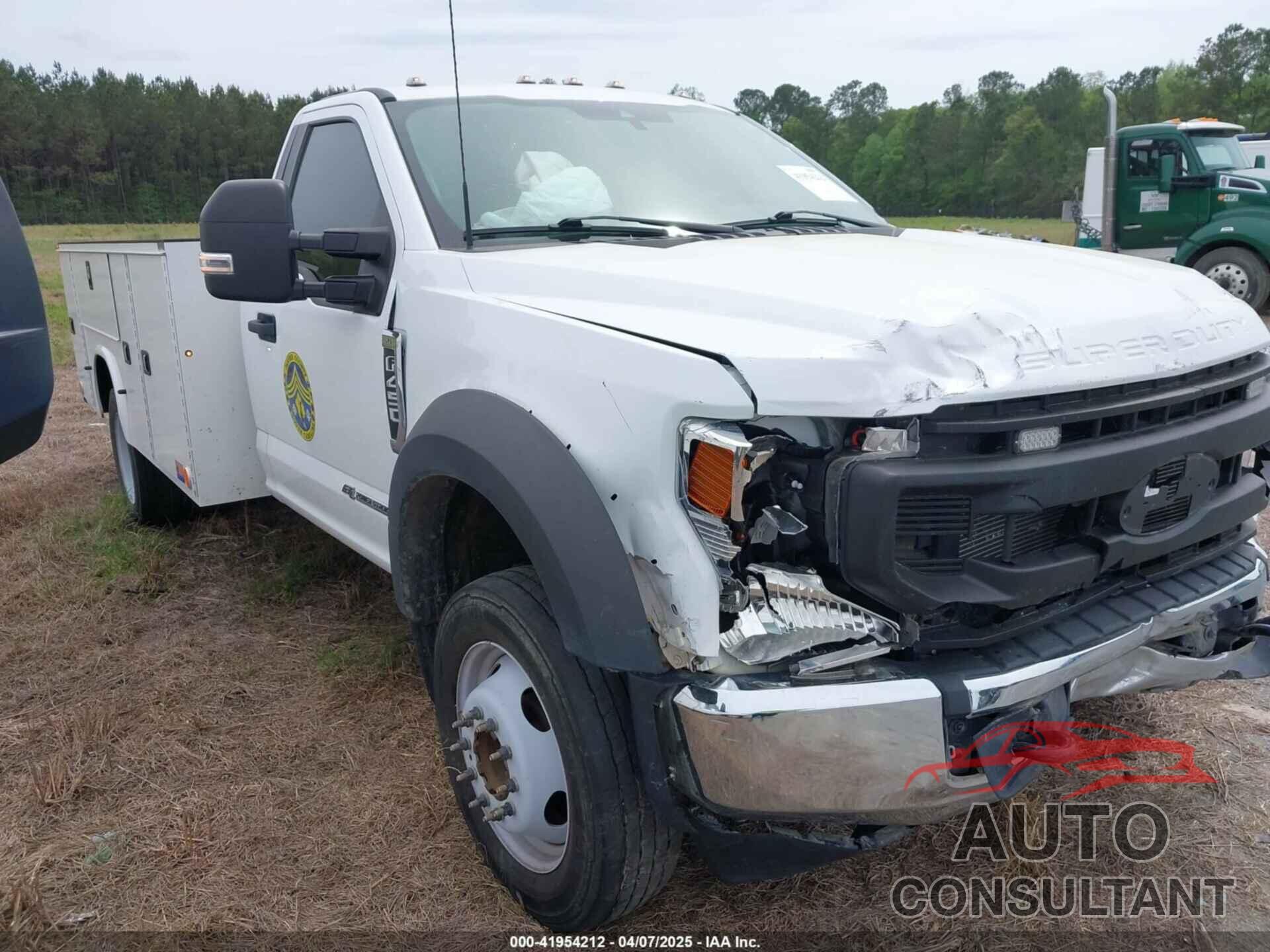 FORD F-450 CHASSIS 2022 - 1FDUF4HT9NDA25030